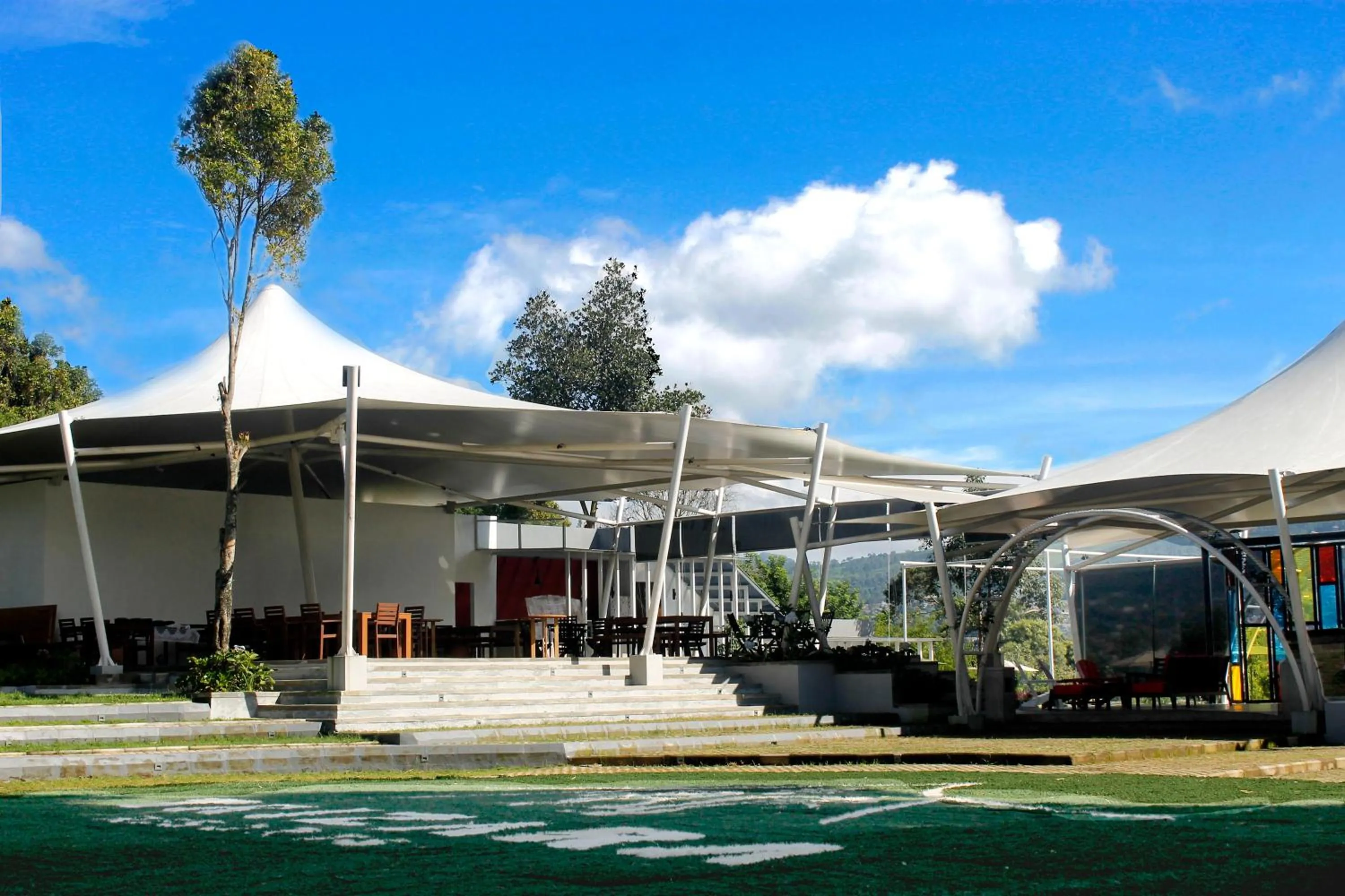 Restaurant/places to eat in Trizara Resorts - Glam Camping