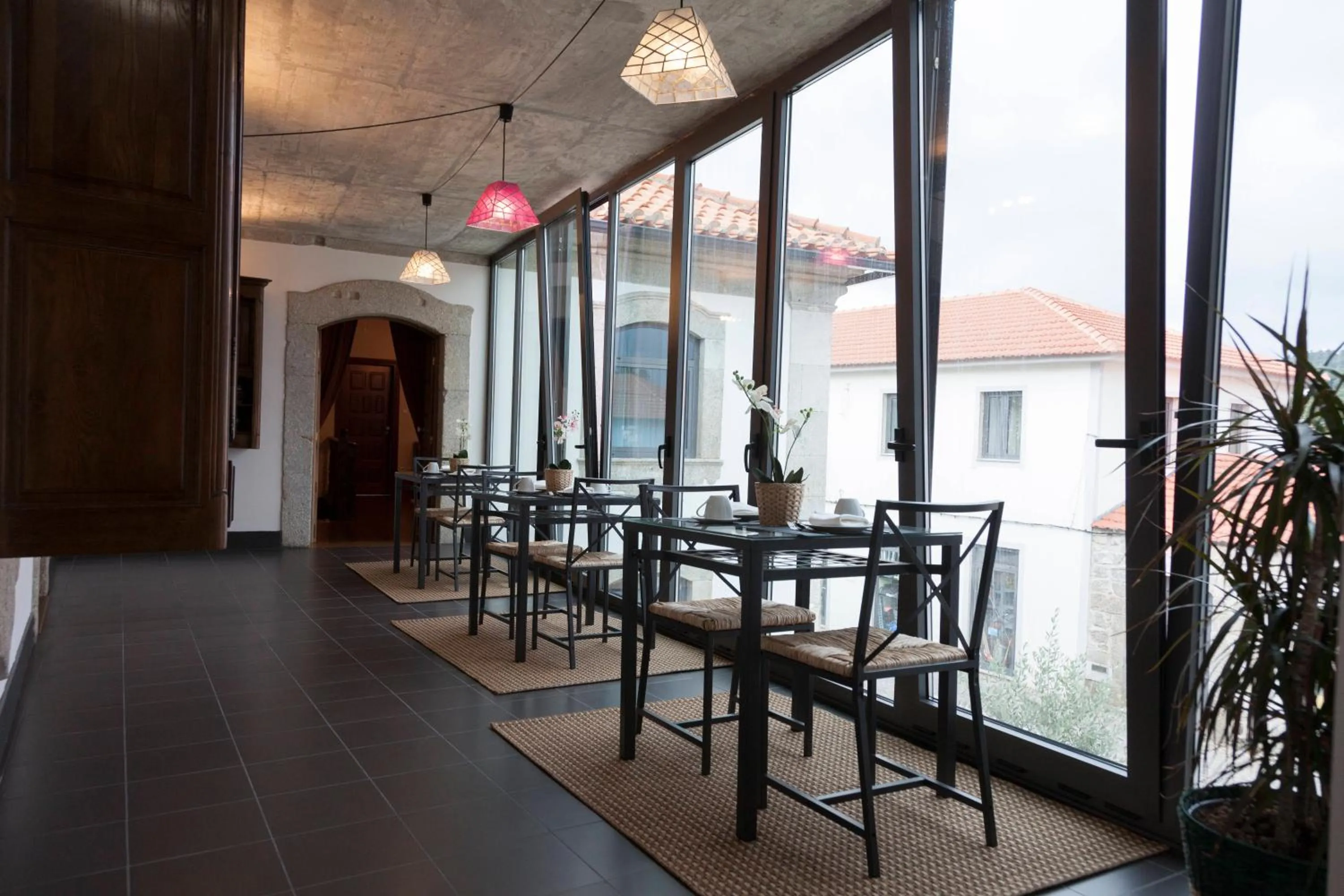 Continental breakfast in Casa das Origens