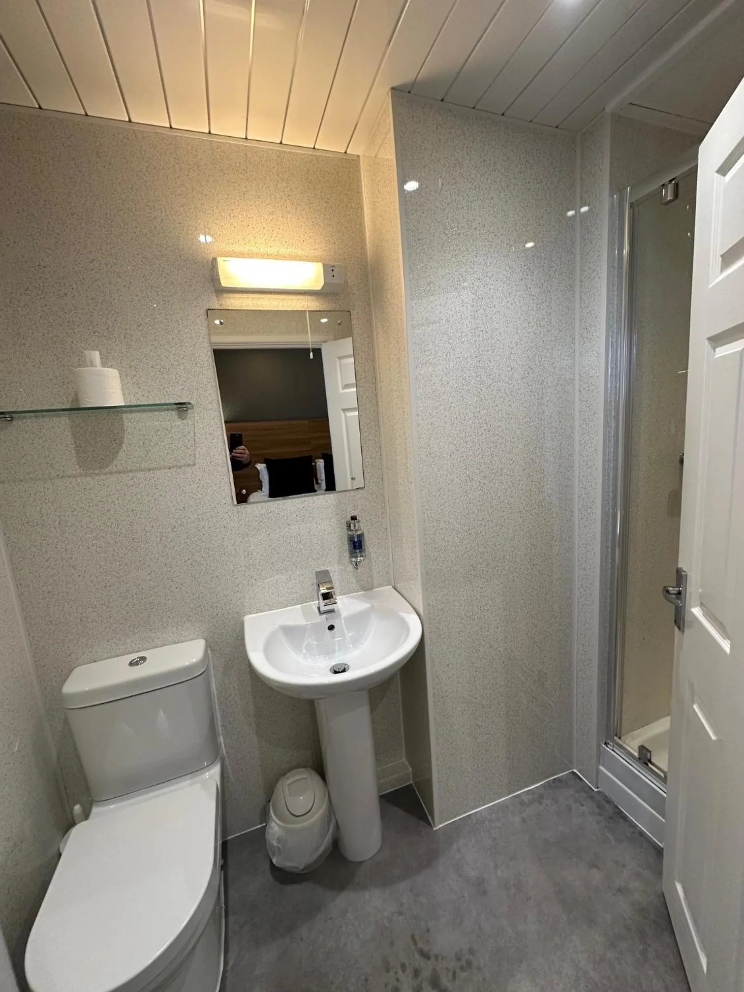 Bathroom in The Chocolate Box Guest House