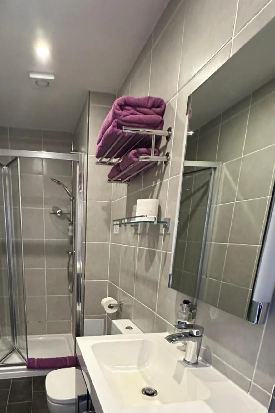 Bathroom in The Chocolate Box Guest House