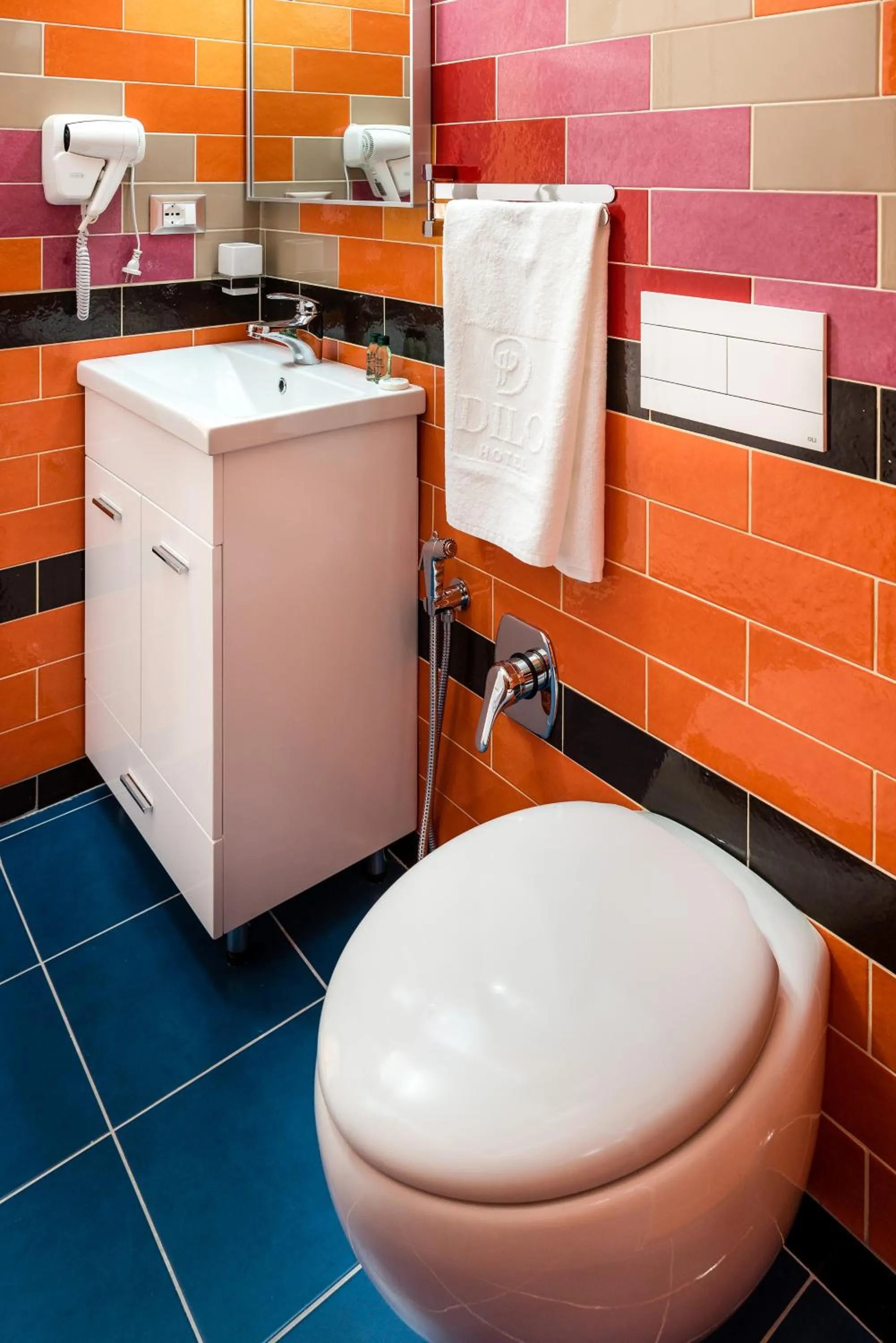 Bathroom in KEIT Hotel