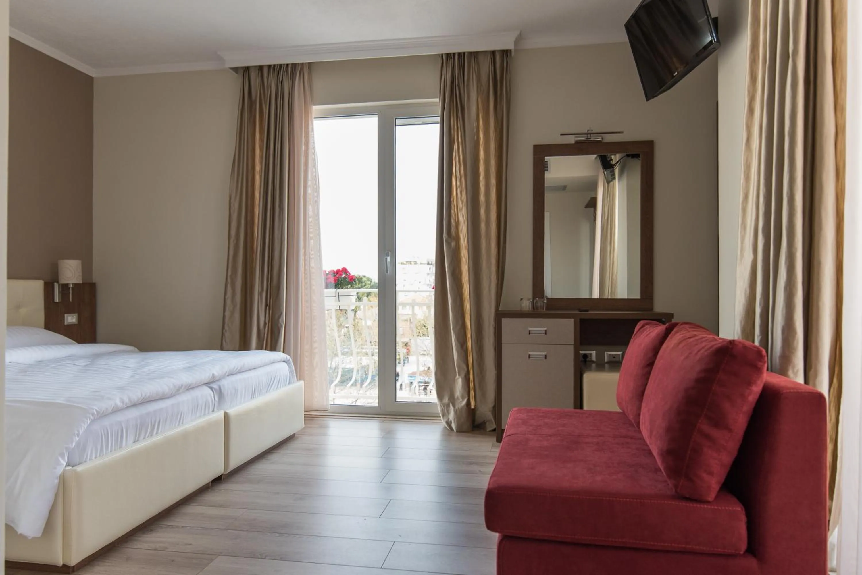 Bedroom, Bed in KEIT Hotel