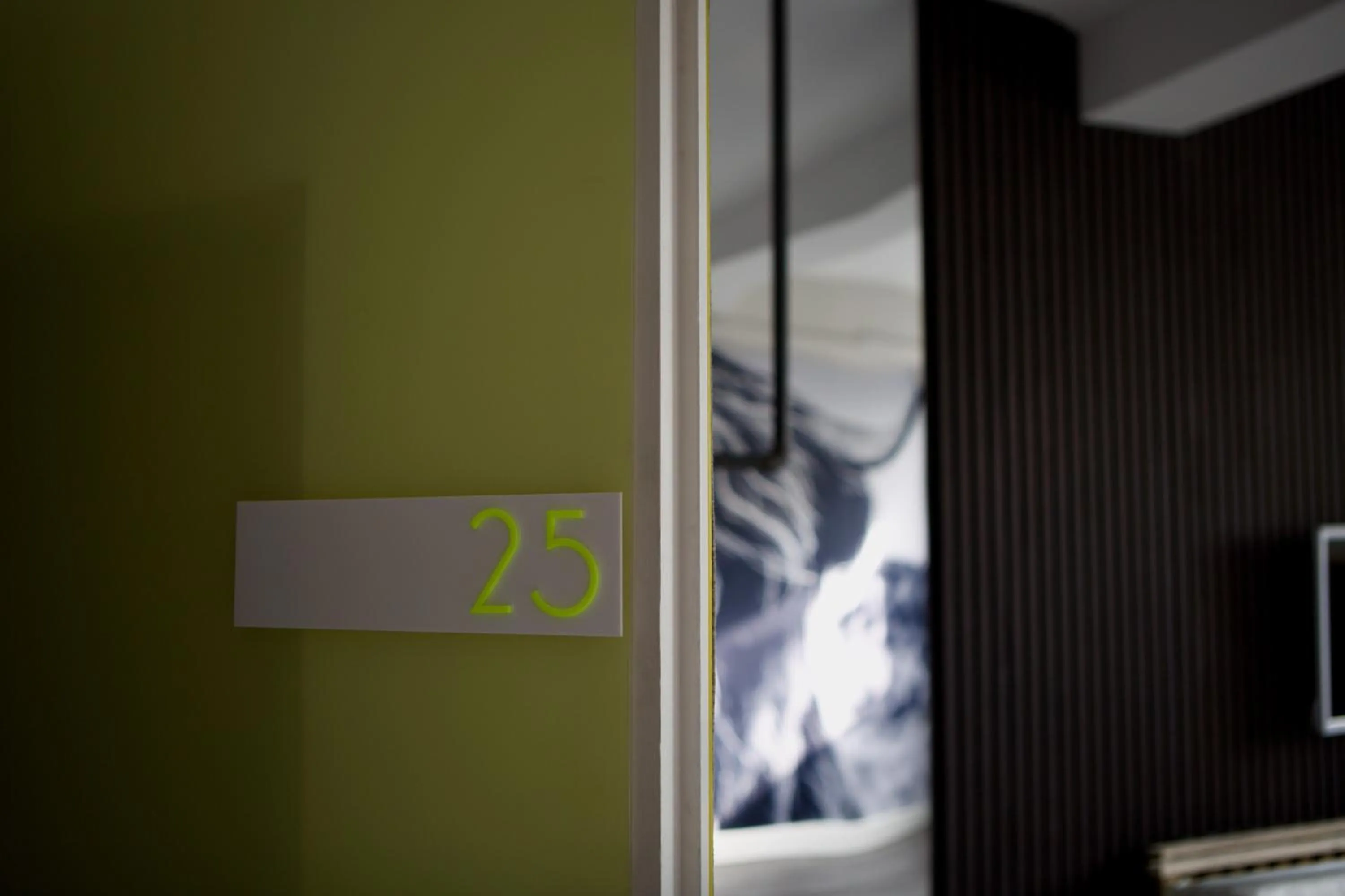 Photo of the whole room in CitySurfer44