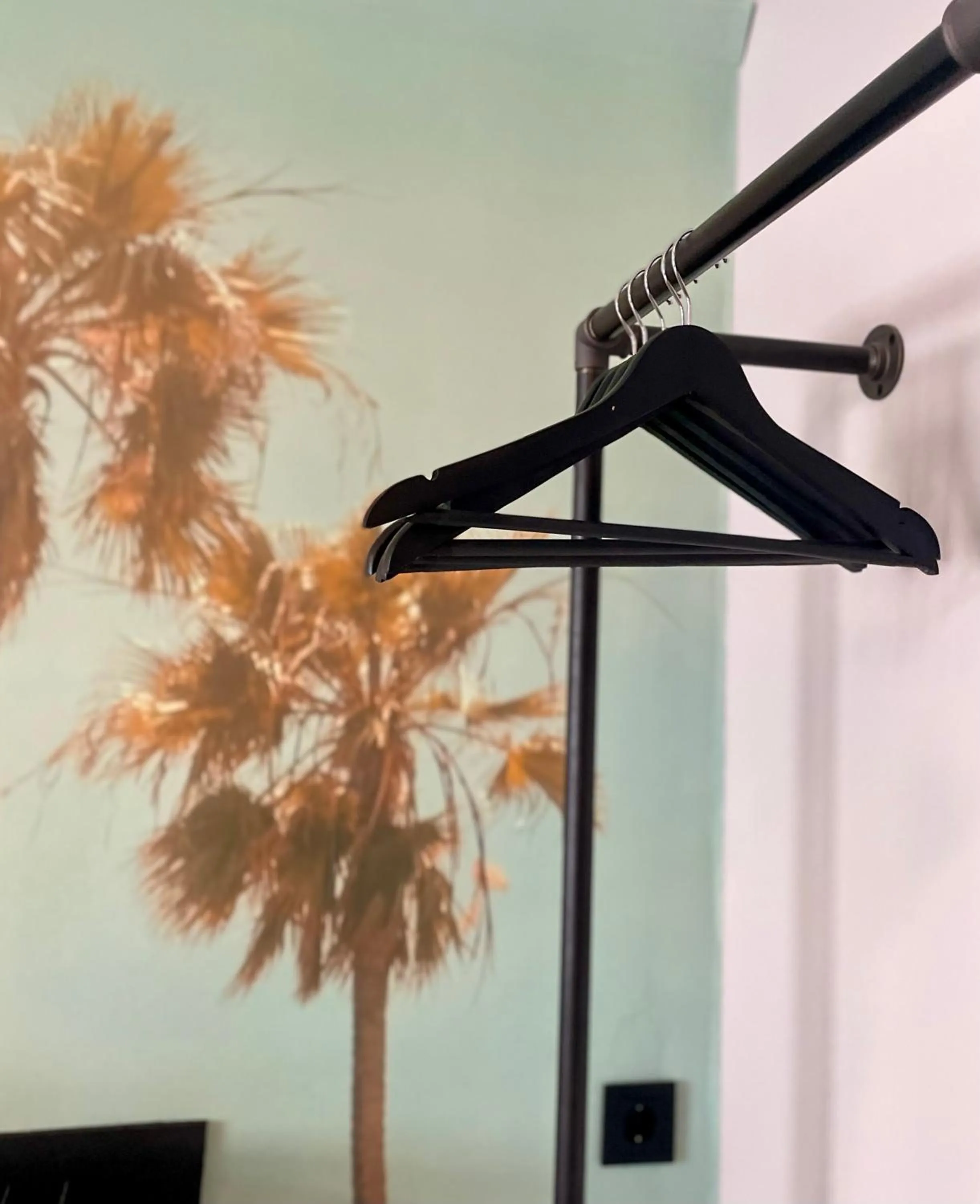 wardrobe in CitySurfer44