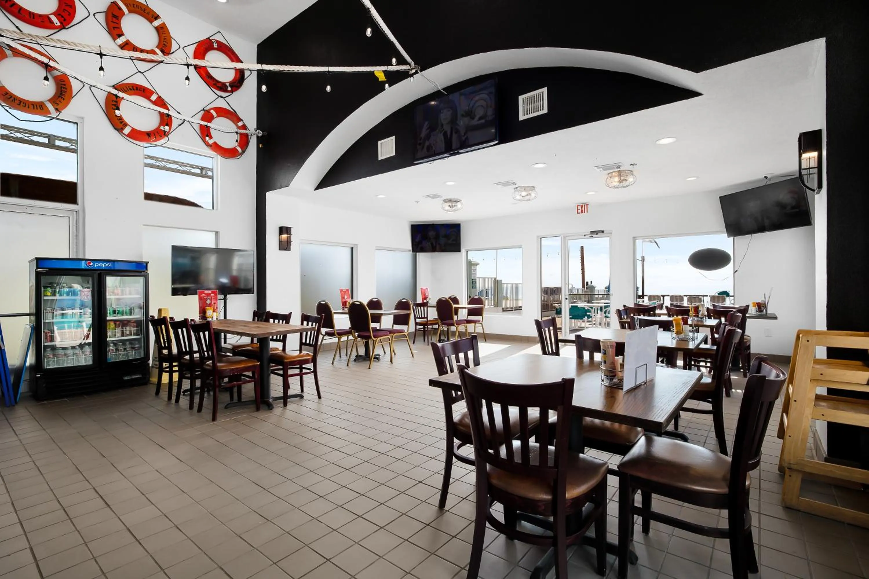 Restaurant/places to eat in Sand Rose Beach Resort