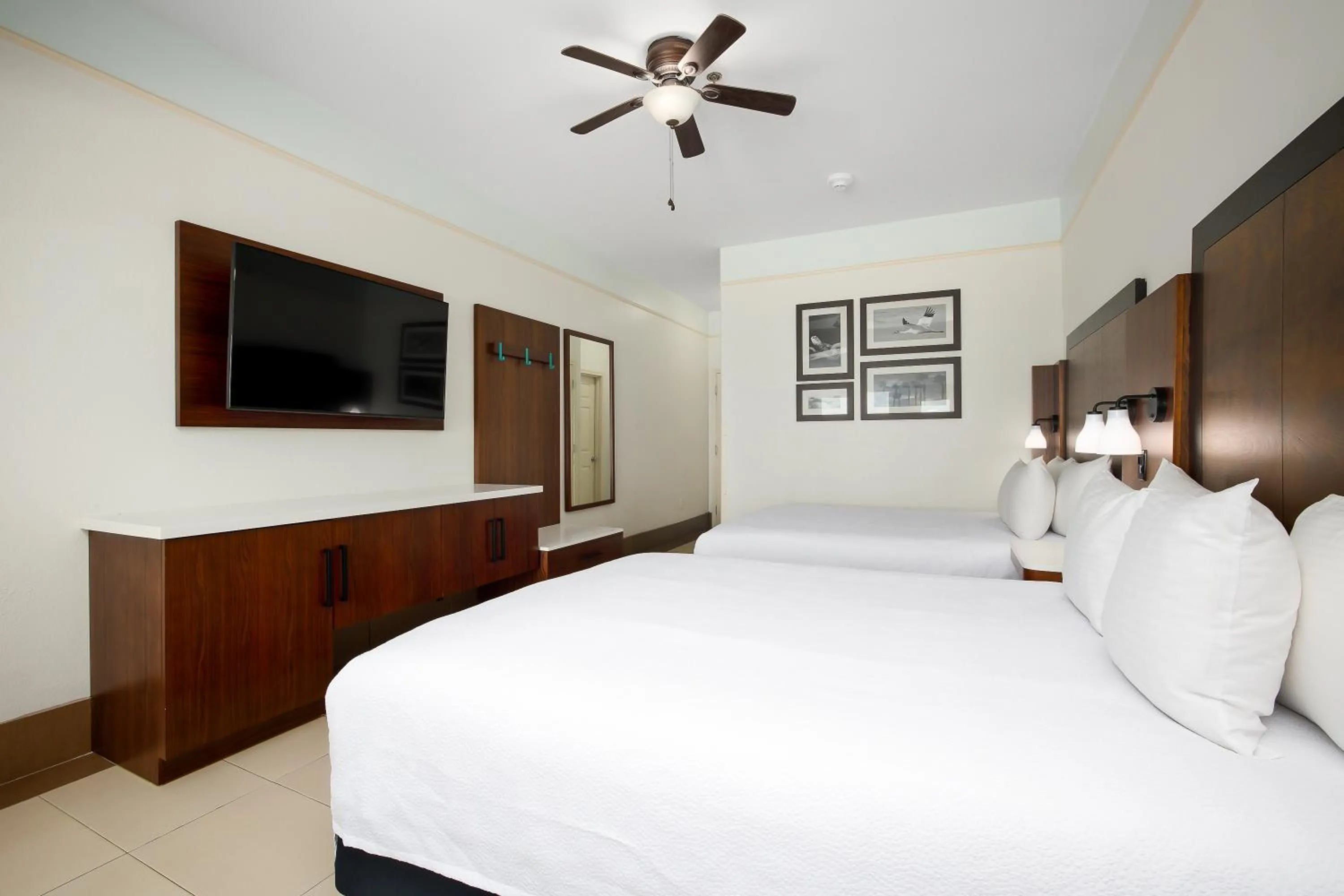 Bedroom, Bed in Sand Rose Beach Resort