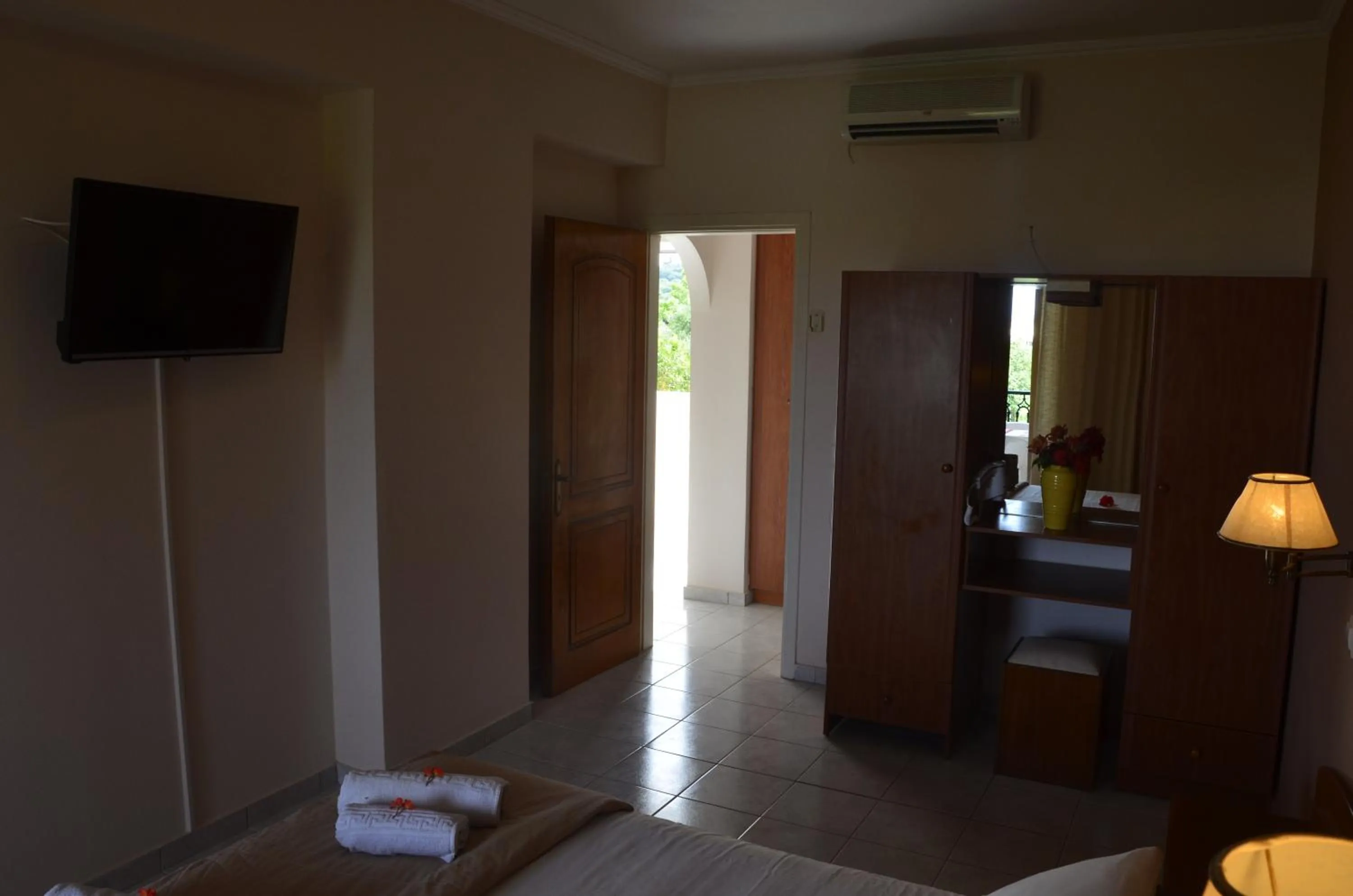 TV and multimedia in Jenny Hotel