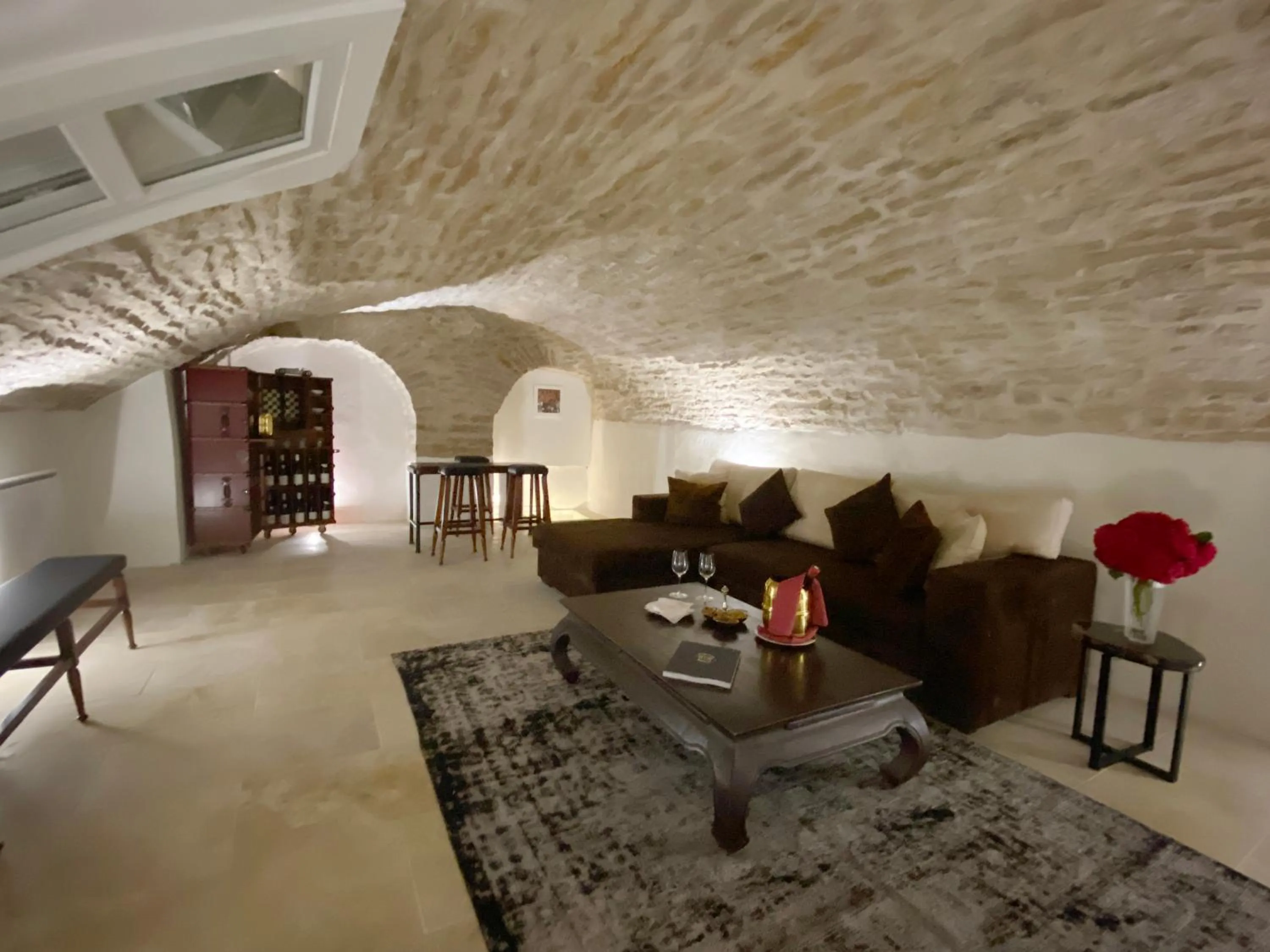 Seating area in Hôtel Le Cep & Spa