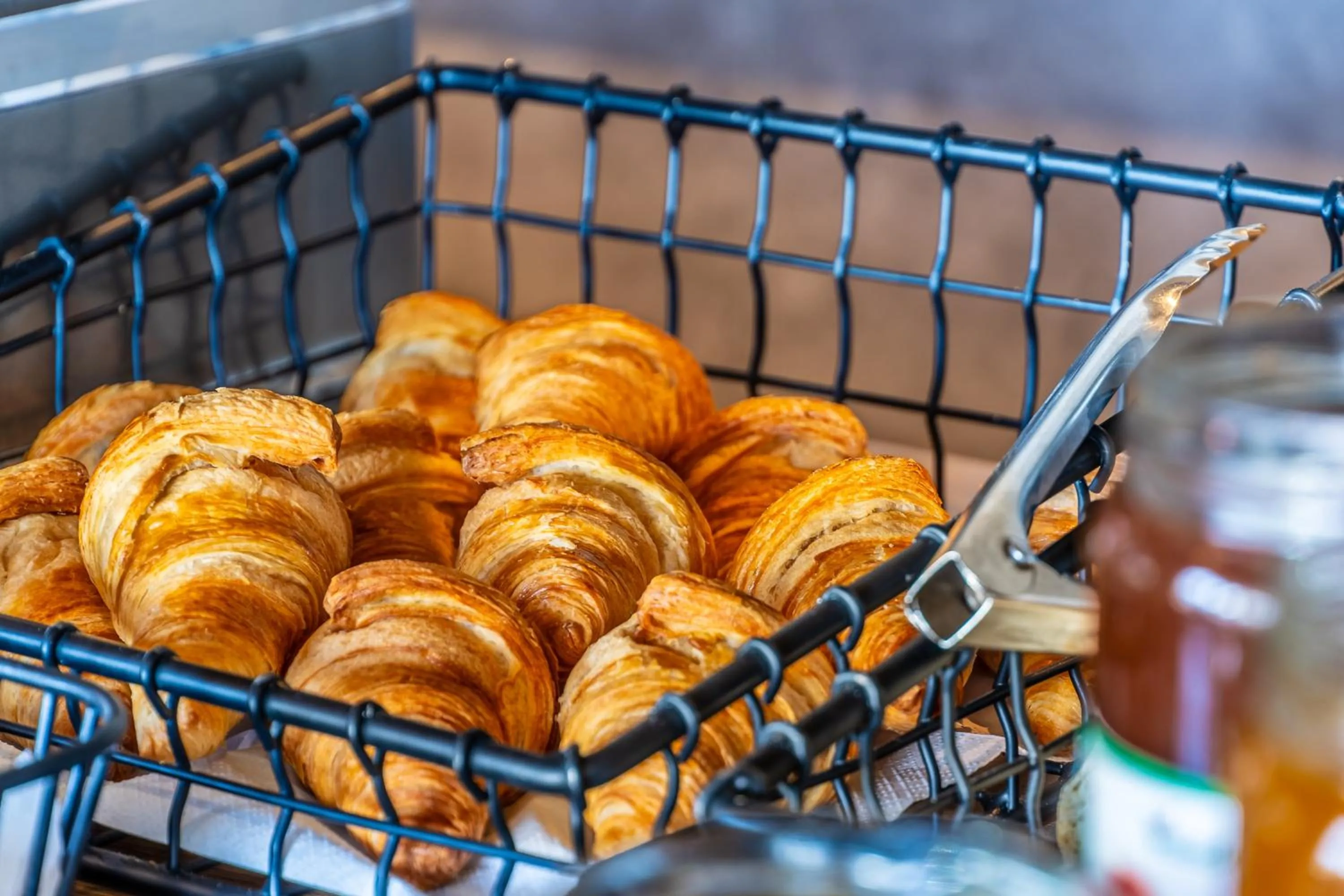 Breakfast in ibis budget La Roche Sur Yon Vendespace