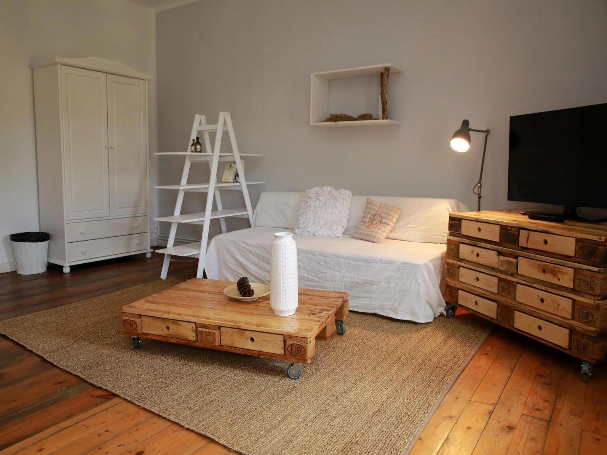 Living room, Bed in Gut Boltenhof