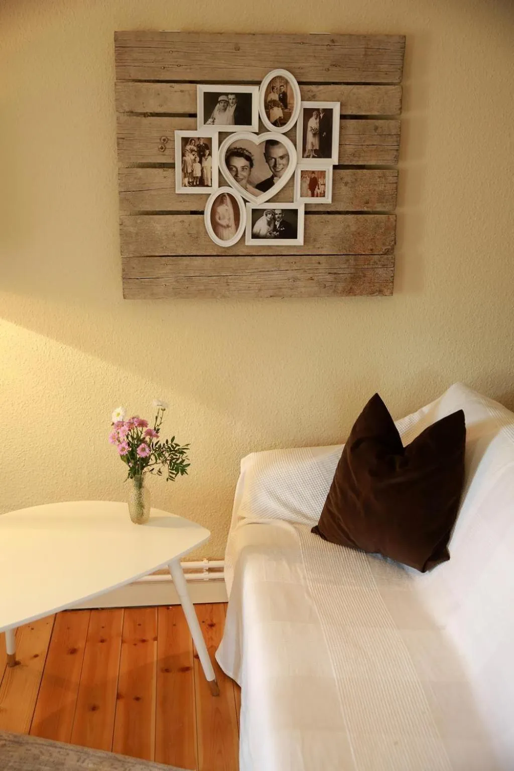 Living room, Bed in Gut Boltenhof