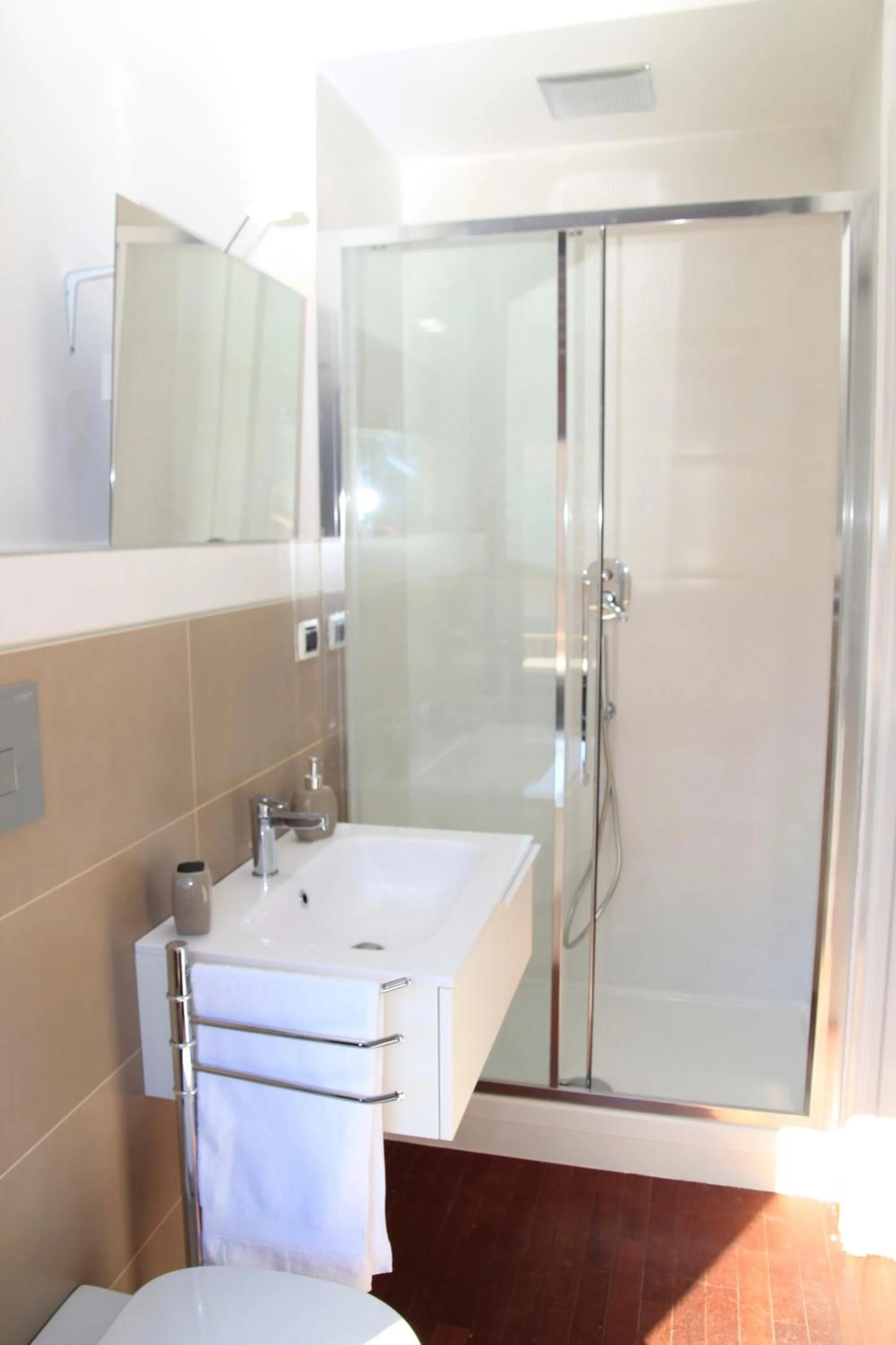 Shower in Mythos Affittacamere