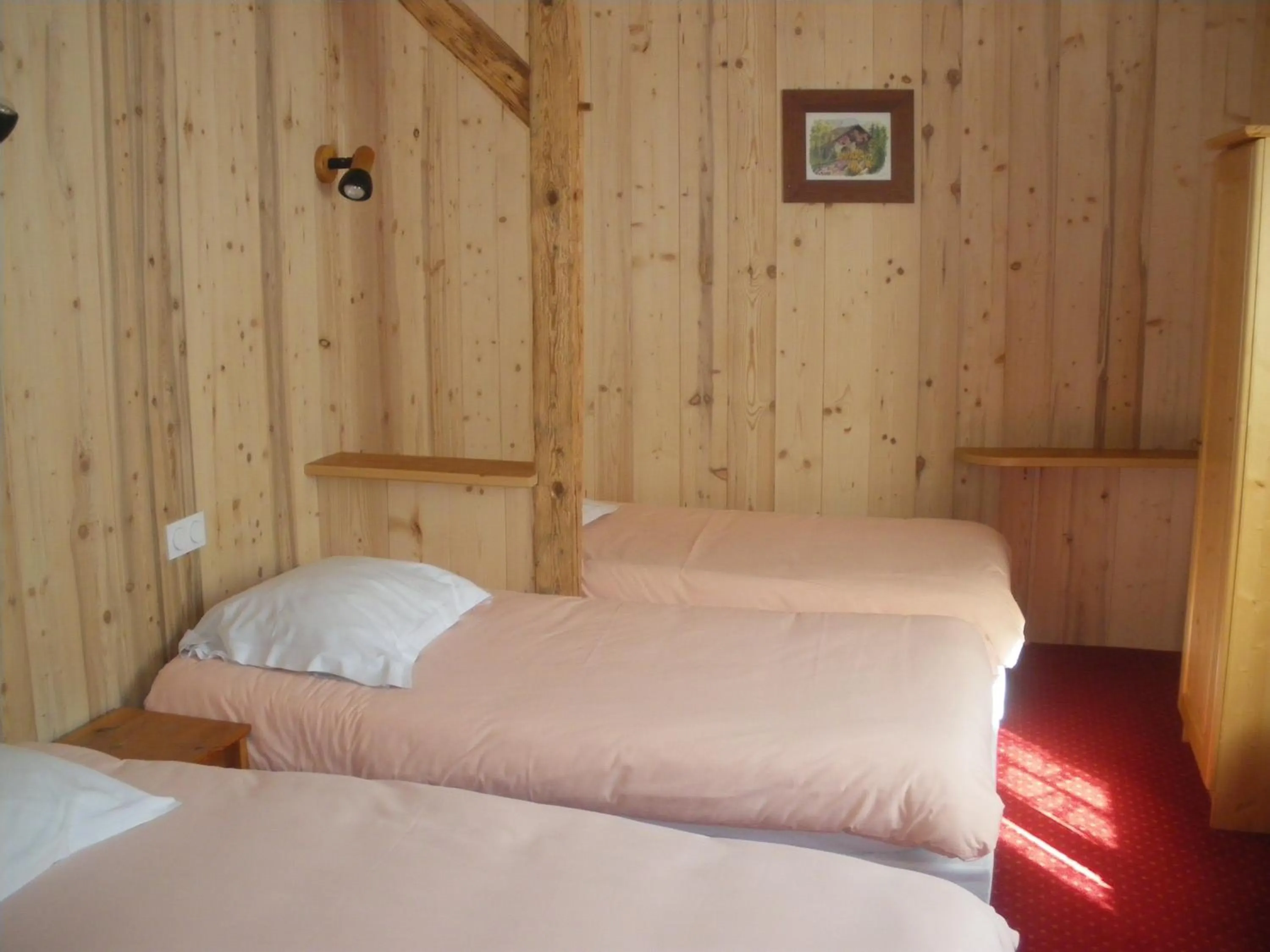Bedroom, Bed in Hotel Le Grand Tetras