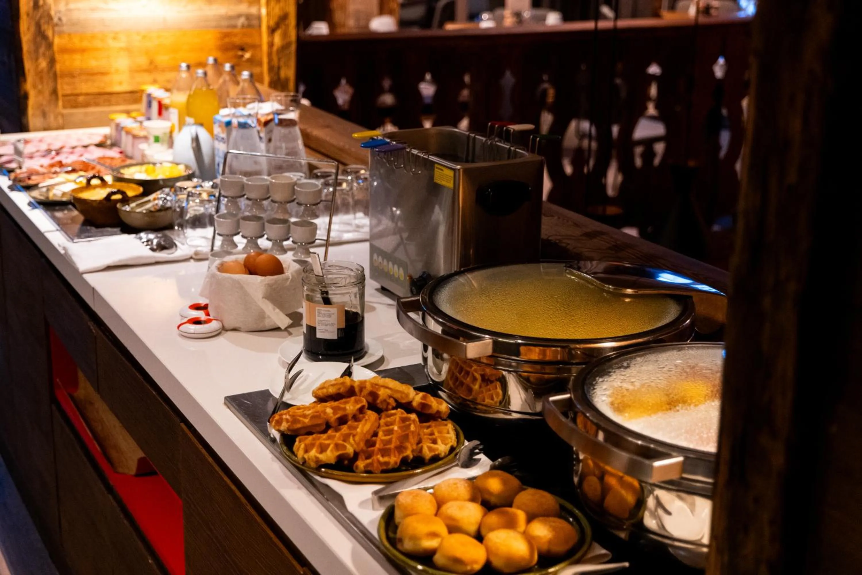 Breakfast in Les Trois Vallées, a Beaumier hotel