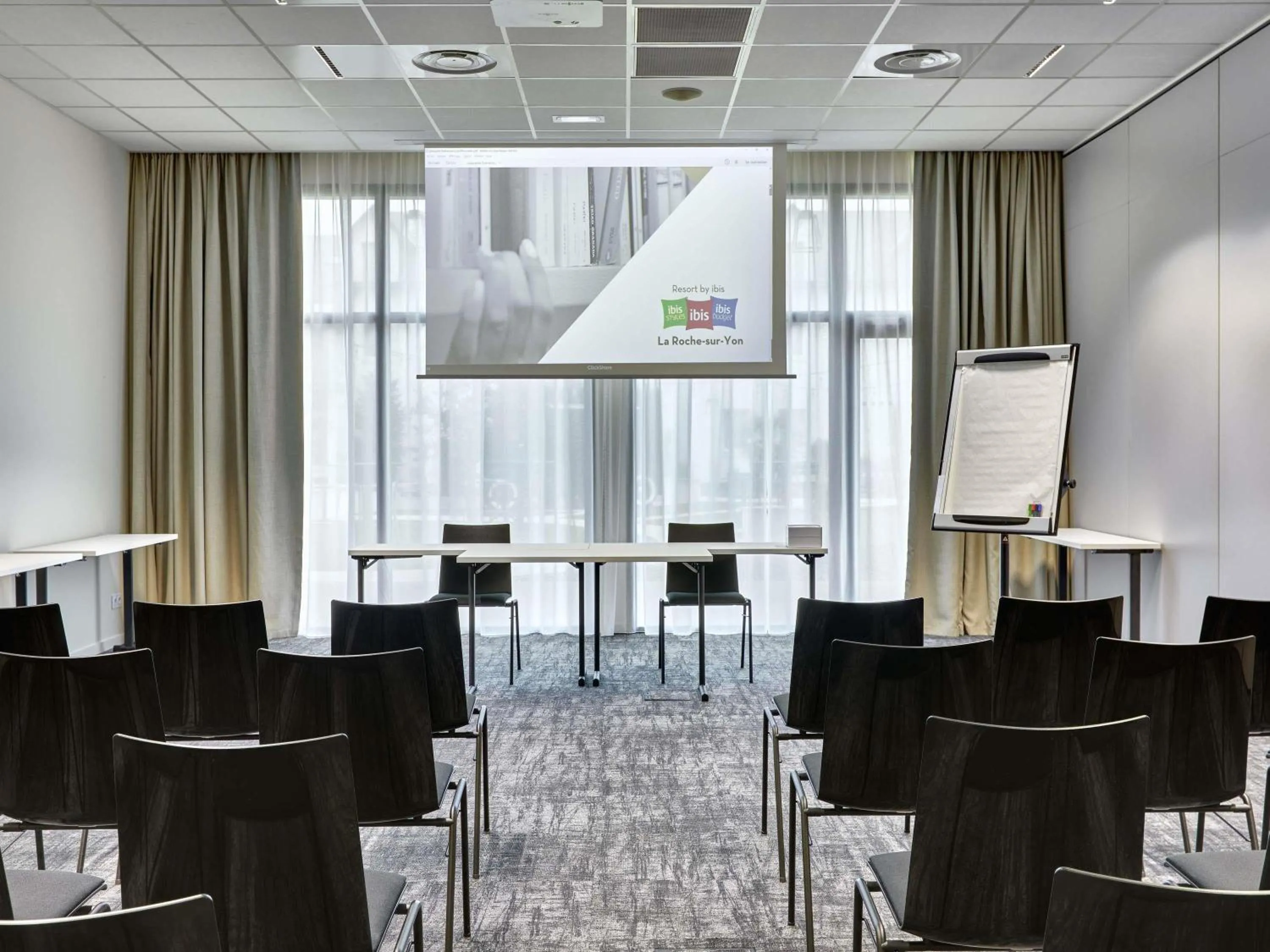 Other in ibis La Roche Sur Yon Vendespace