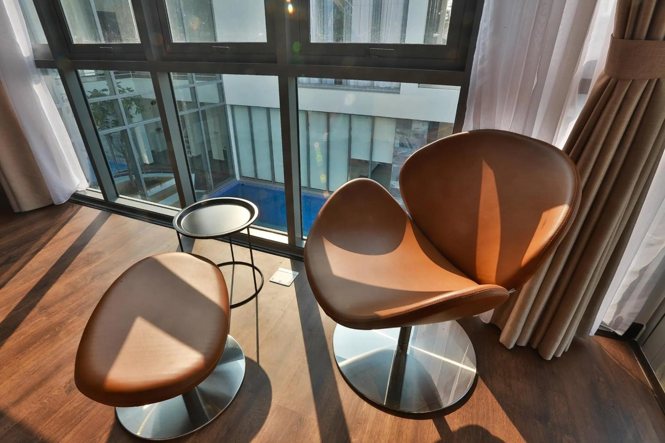 Seating area, Lounge/Bar in The Yacht Villa