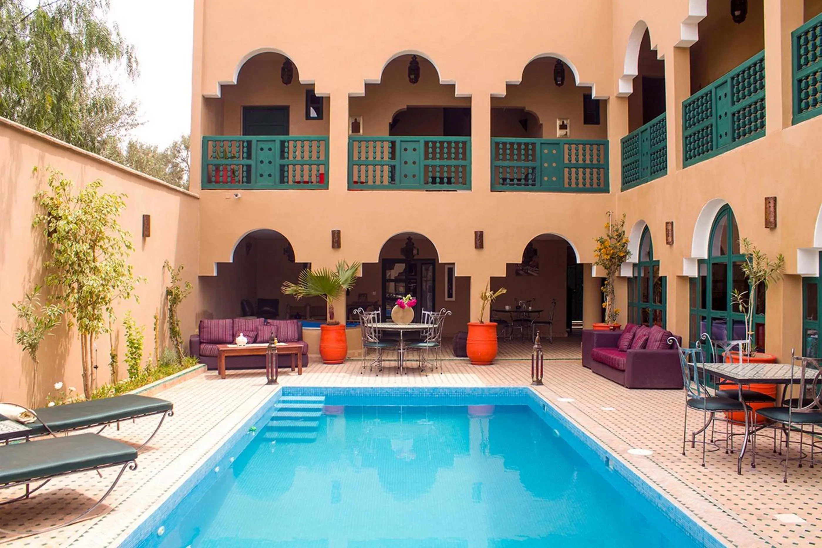 Swimming pool in Riad Anma