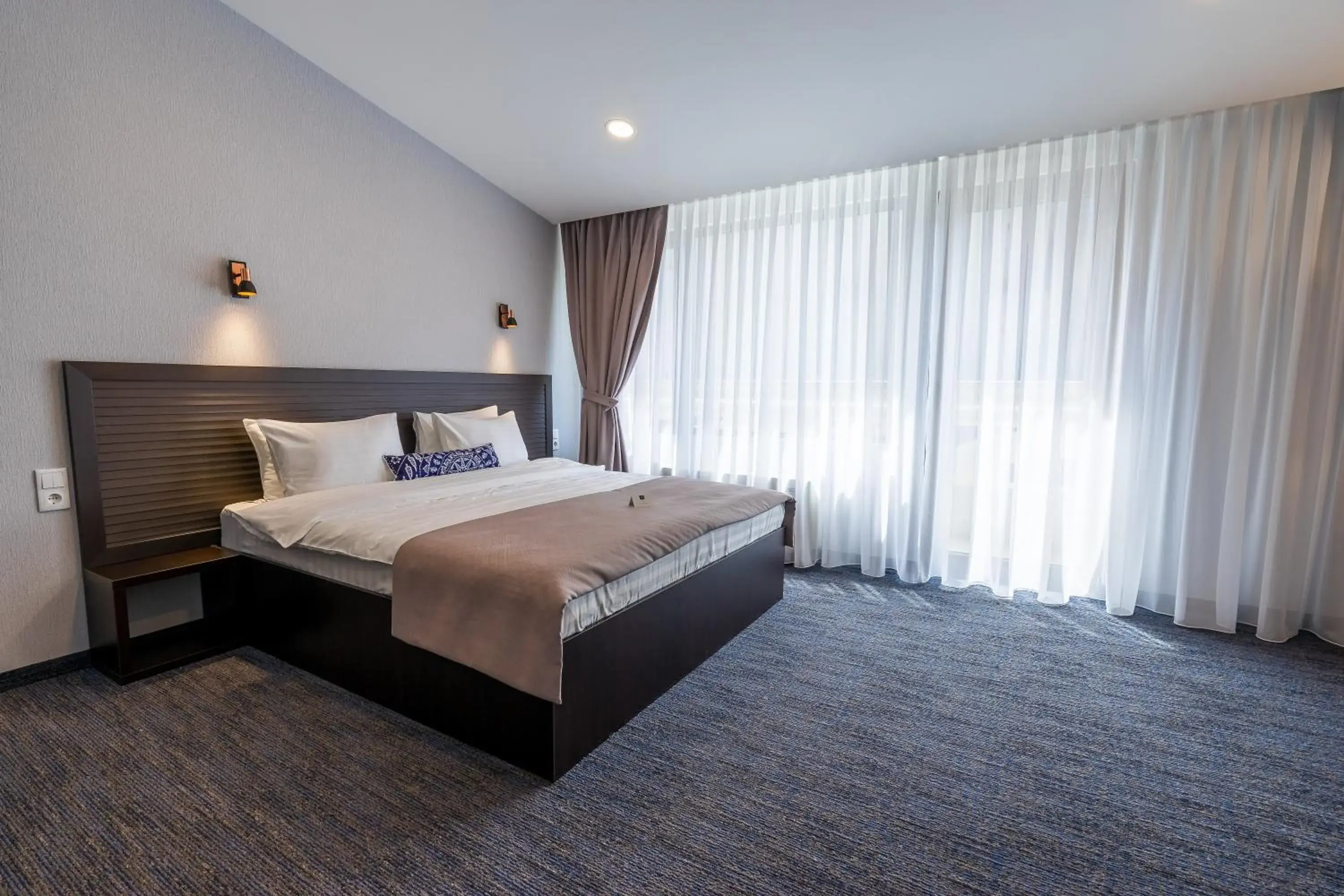 Double Room with Balcony (2 Adults + 1 Child) - single occupancy in Hotel Bella Casa Double Room with Balcony (2 Adults + 1 Child) - single occupancy in Hotel Bella Casa