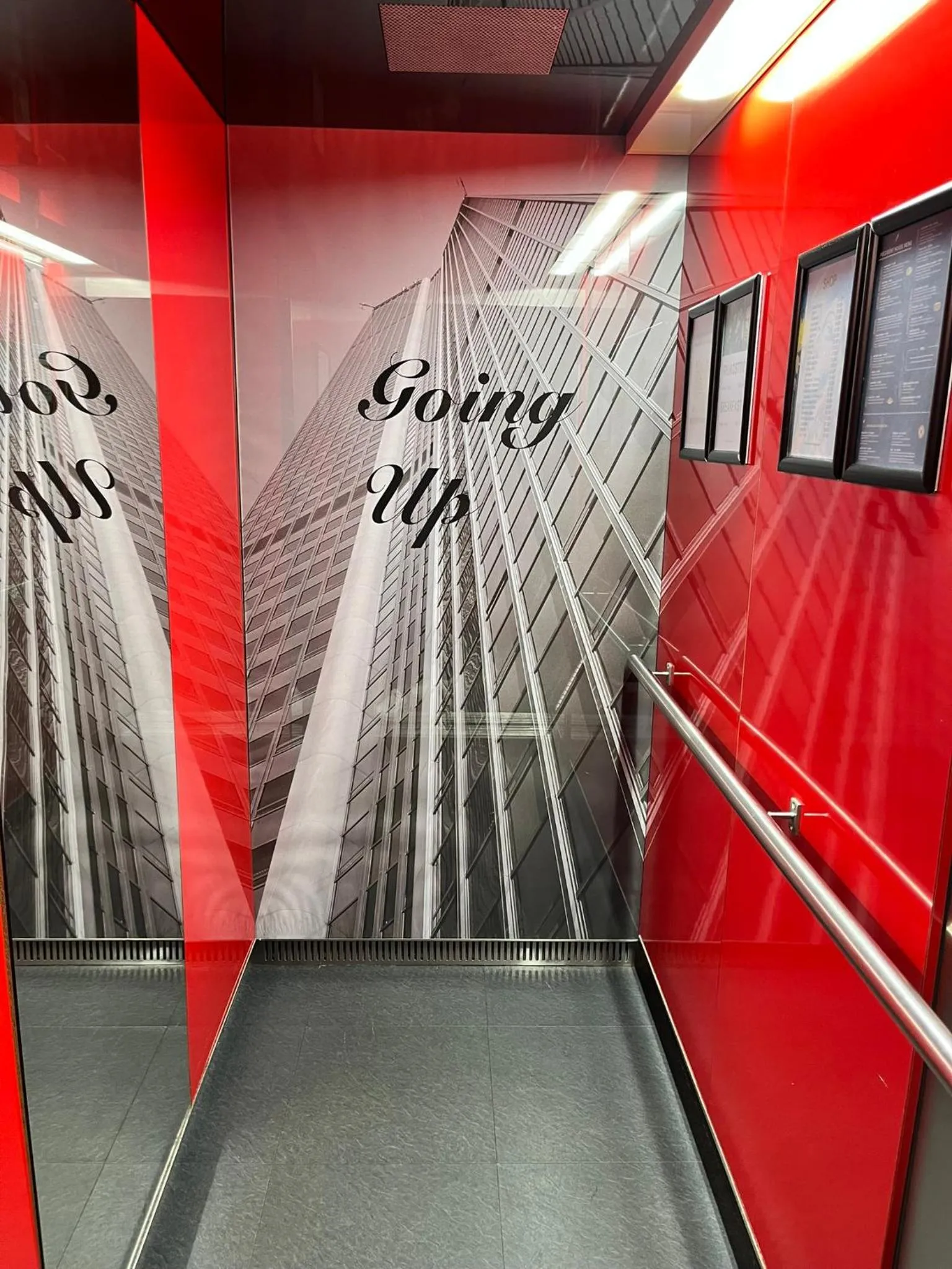 elevator in ProfilHotels President