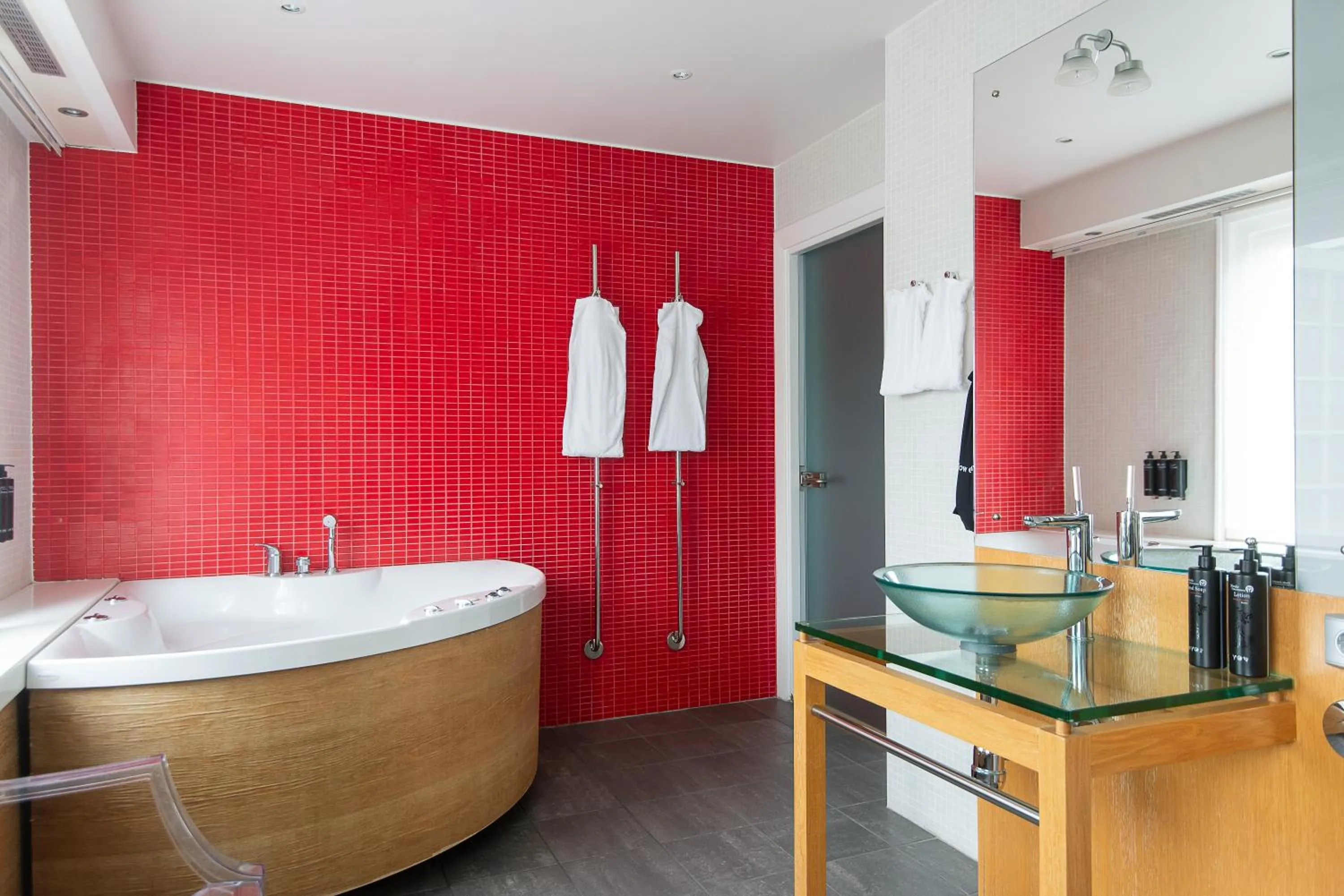 Bathroom in ProfilHotels President