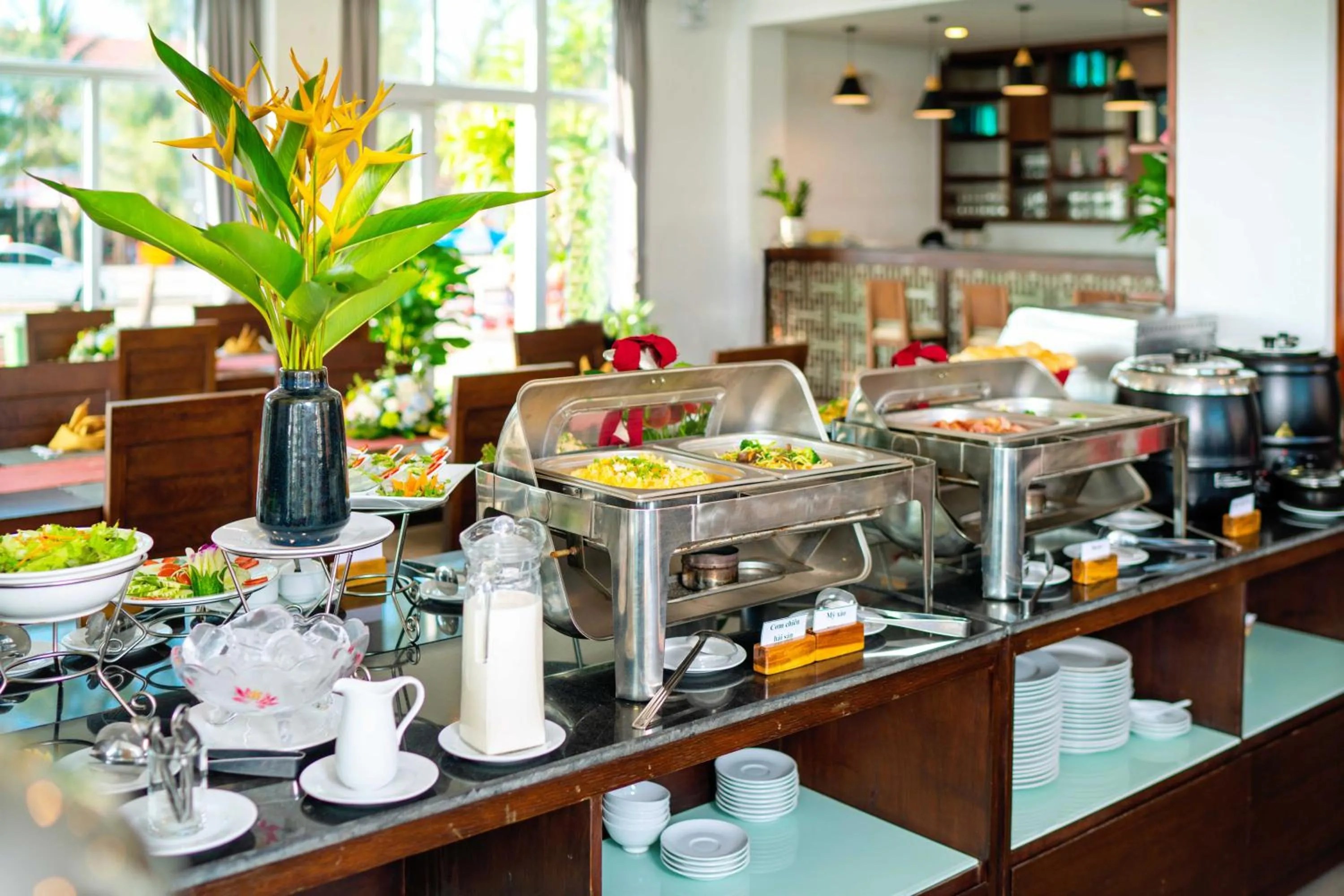 Food and drinks in Tam Thanh Beach Resort & Spa