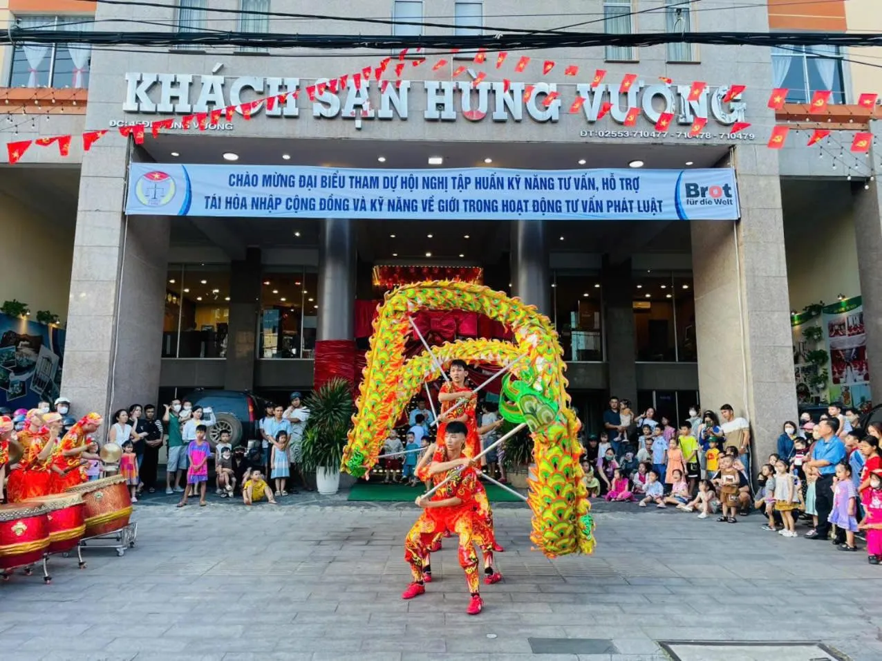 Property building in Khách Sạn Hùng Vương Quảng Ngãi