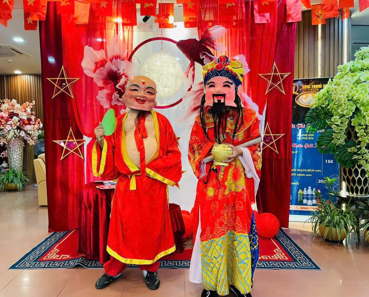 Communal lounge/ TV room in Khách Sạn Hùng Vương Quảng Ngãi