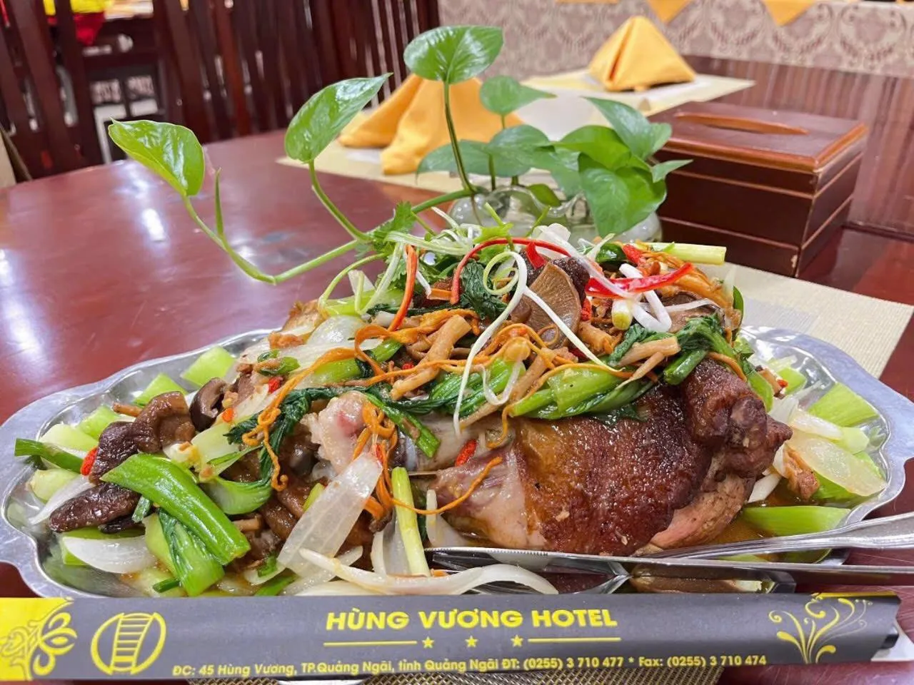 Restaurant/places to eat in Khách Sạn Hùng Vương Quảng Ngãi
