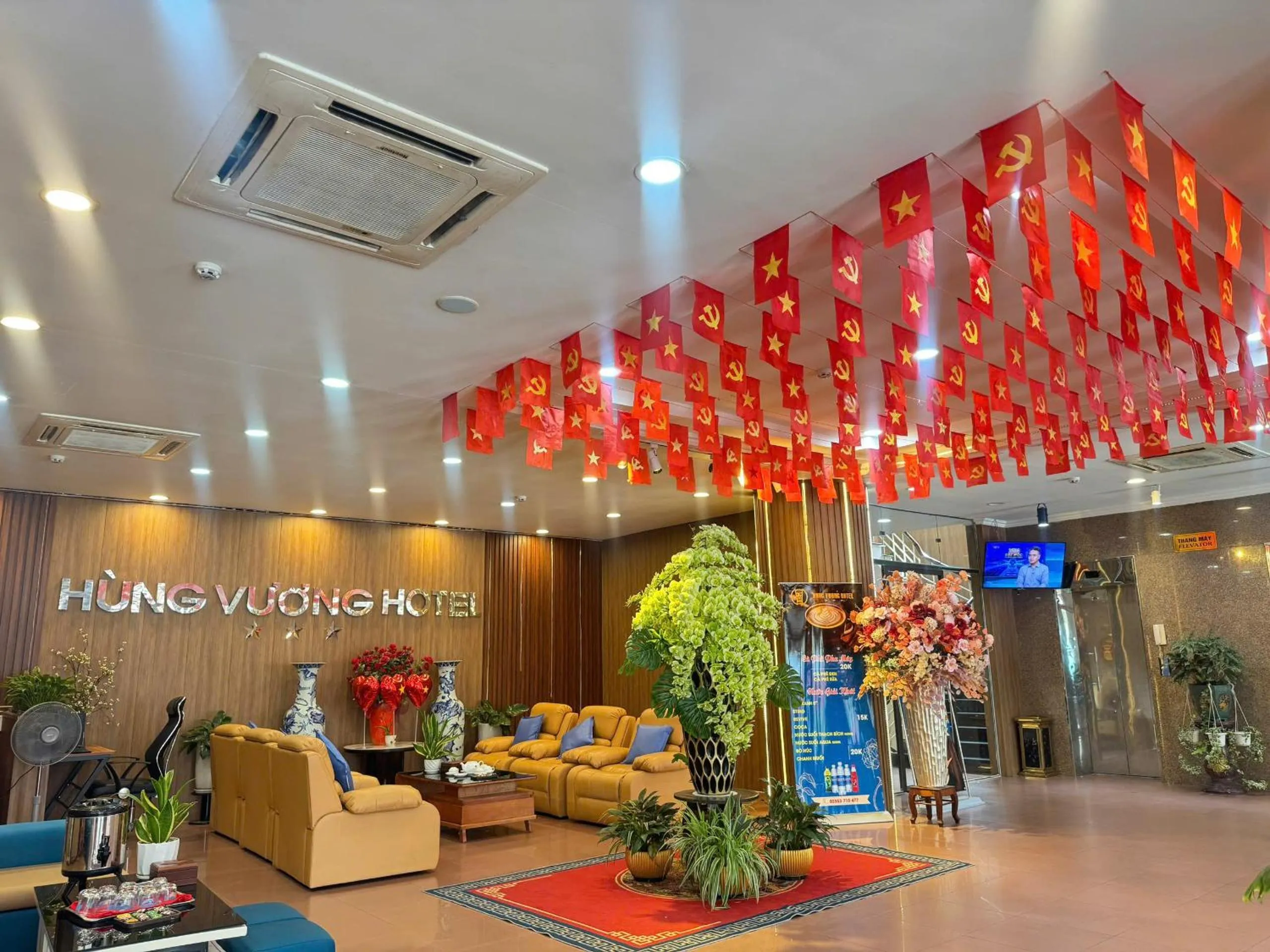 Lobby or reception in Khách Sạn Hùng Vương Quảng Ngãi