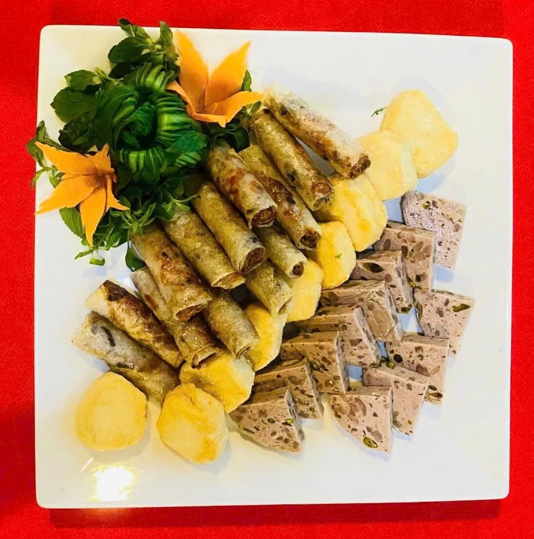 Restaurant/places to eat in Khách Sạn Hùng Vương Quảng Ngãi