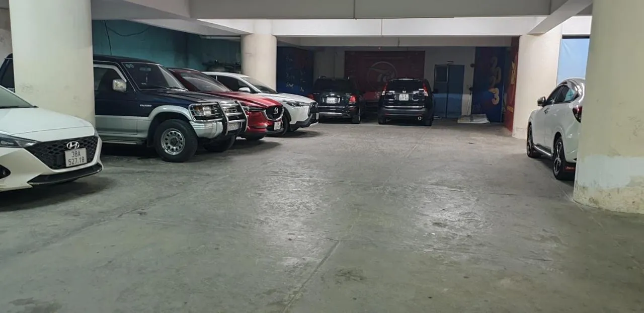 Parking in Khách Sạn Hùng Vương Quảng Ngãi