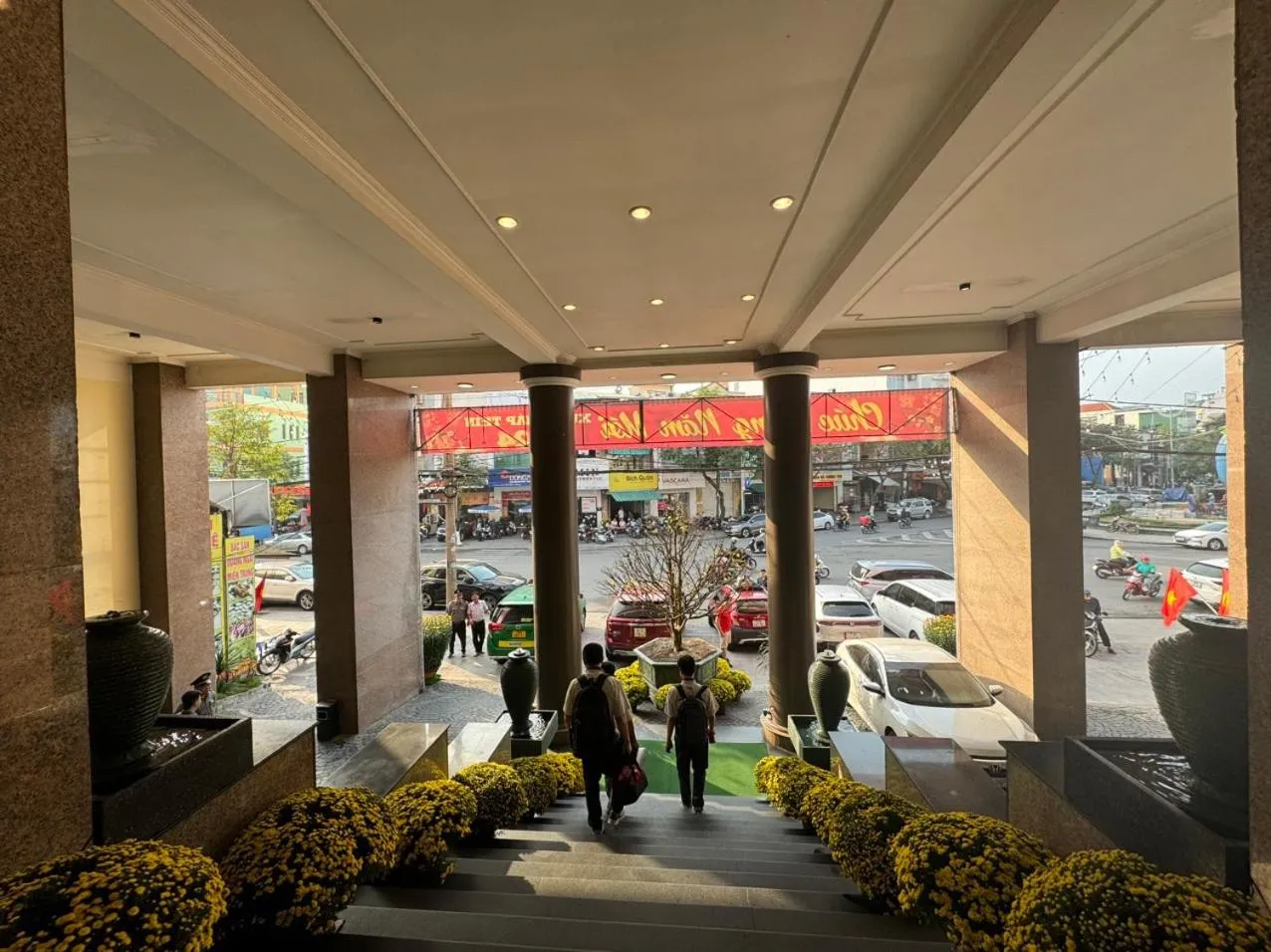 Day in Khách Sạn Hùng Vương Quảng Ngãi