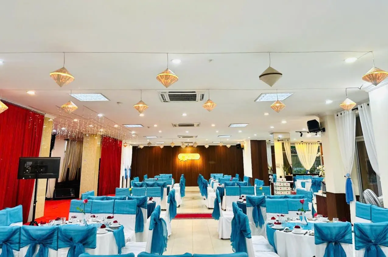 Restaurant/places to eat in Khách Sạn Hùng Vương Quảng Ngãi