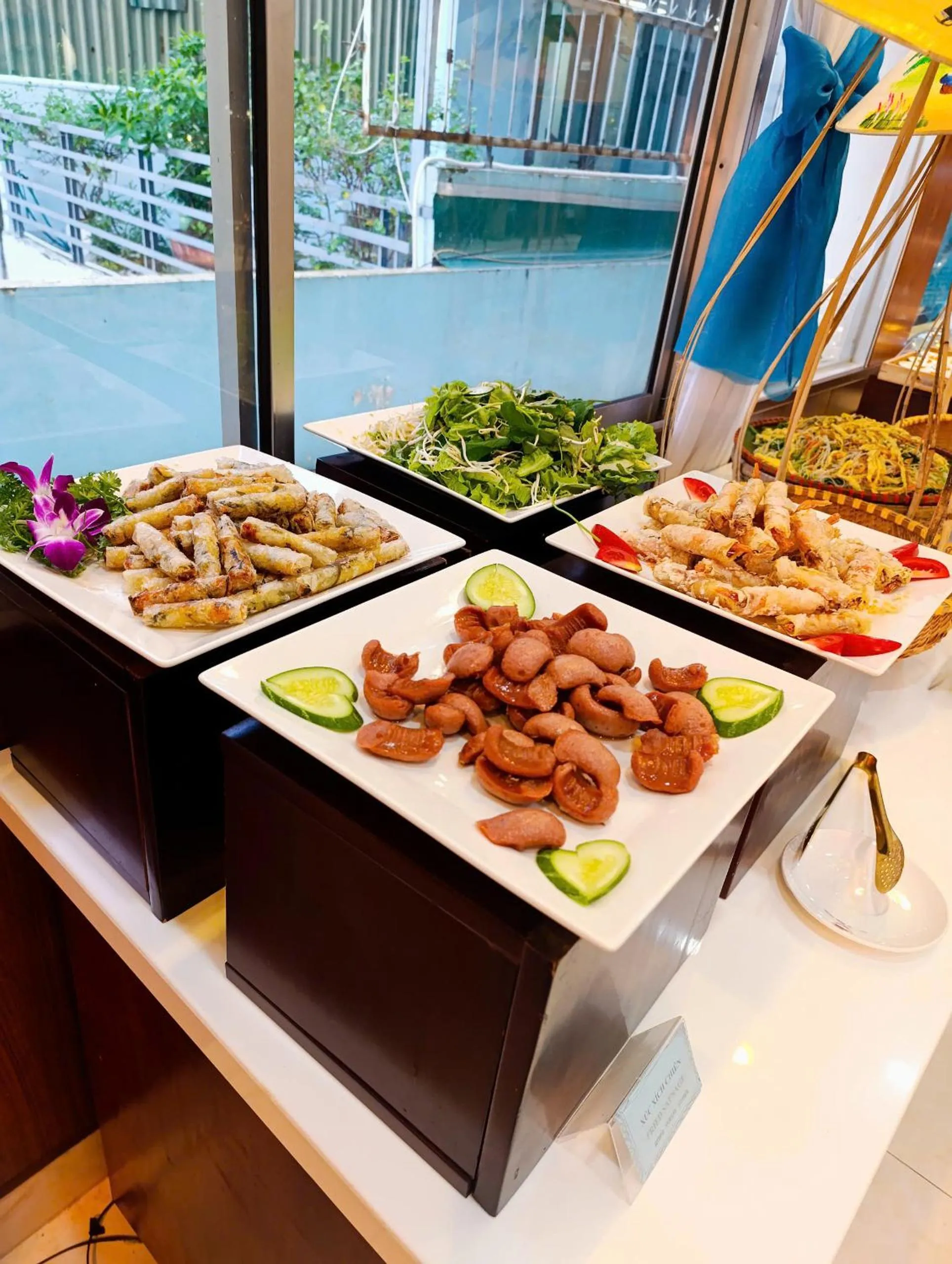 Food and drinks in Khách Sạn Hùng Vương Quảng Ngãi