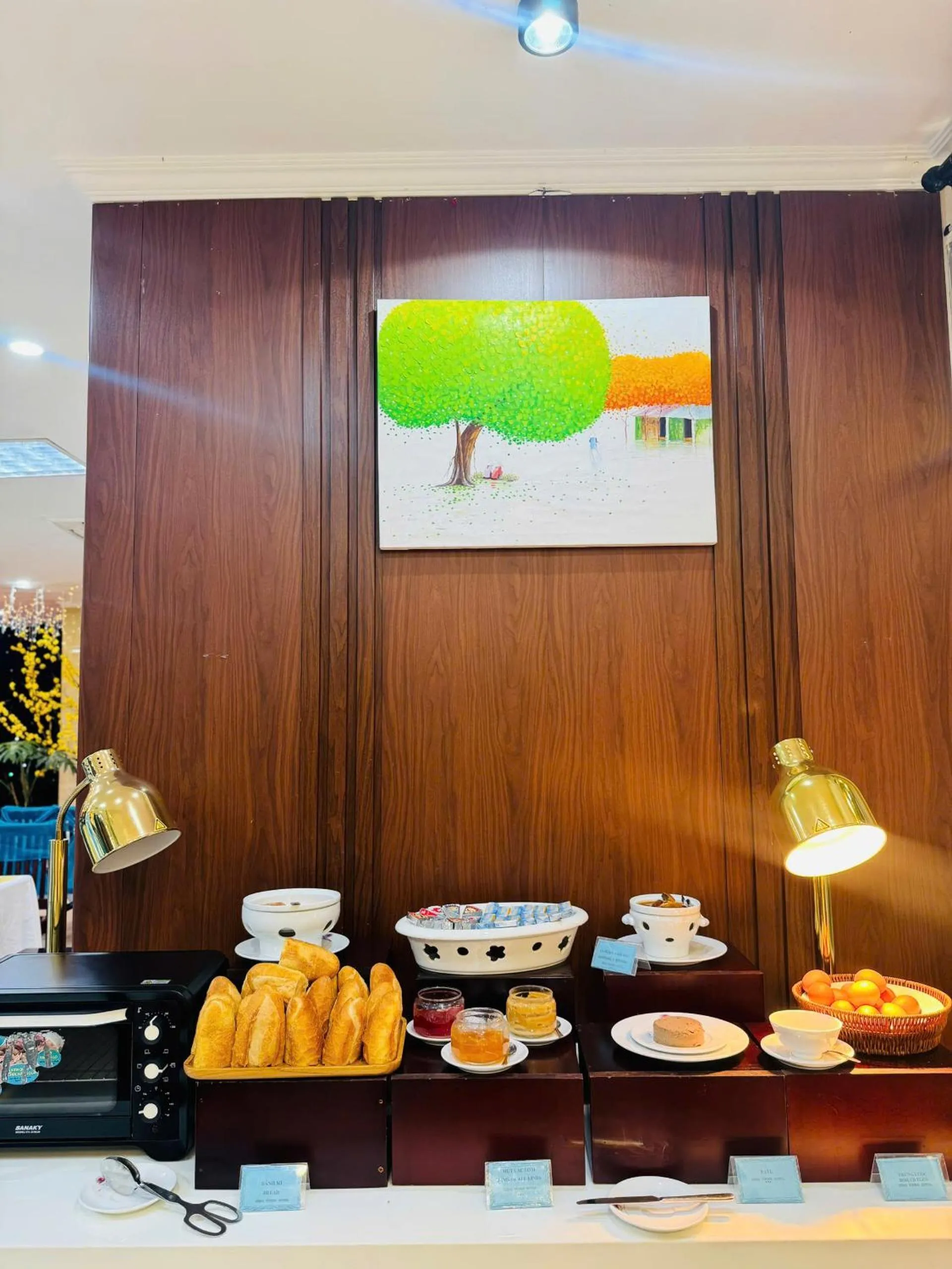 Restaurant/places to eat in Khách Sạn Hùng Vương Quảng Ngãi