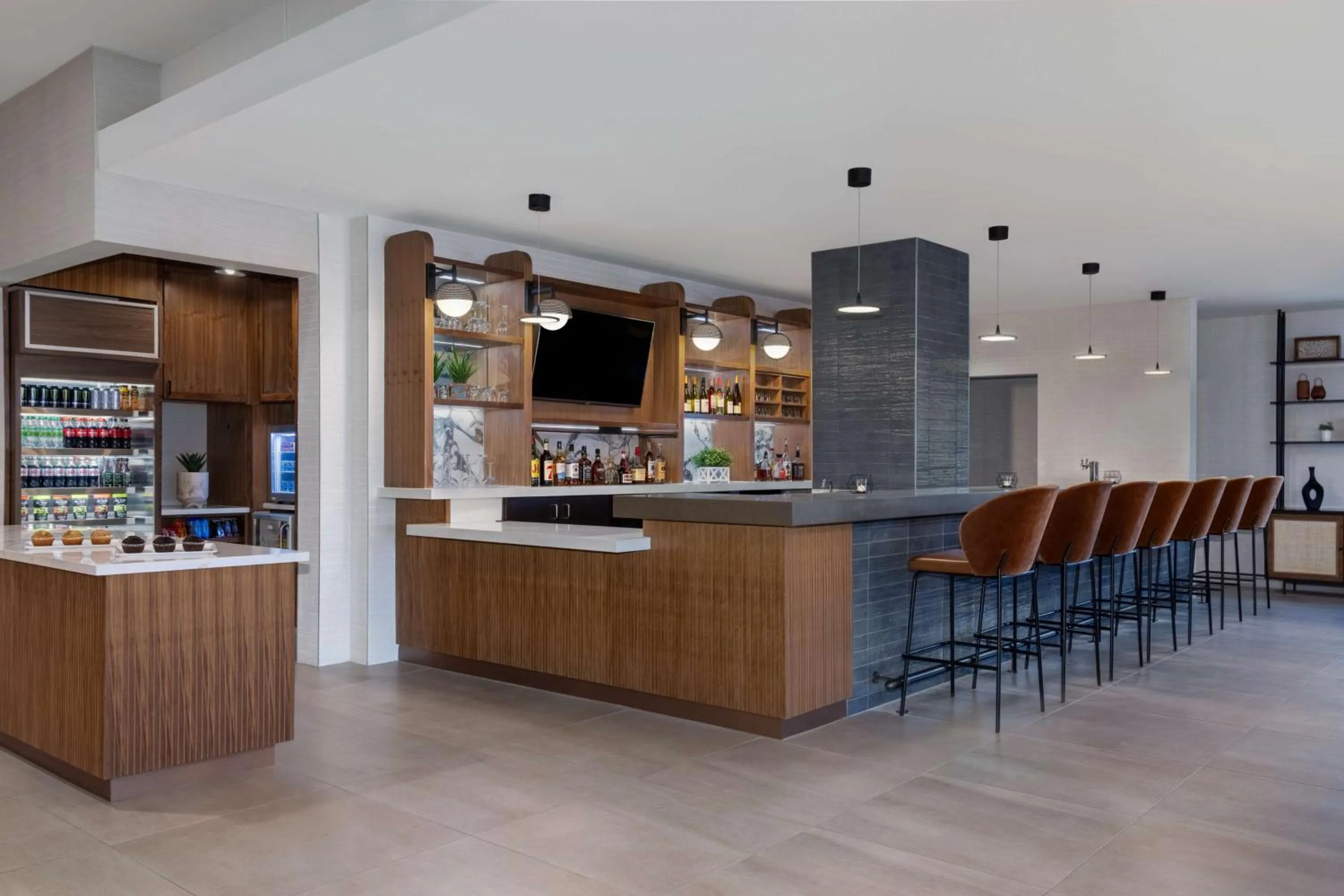 Restaurant/places to eat in DoubleTree by Hilton Las Vegas East Flamingo