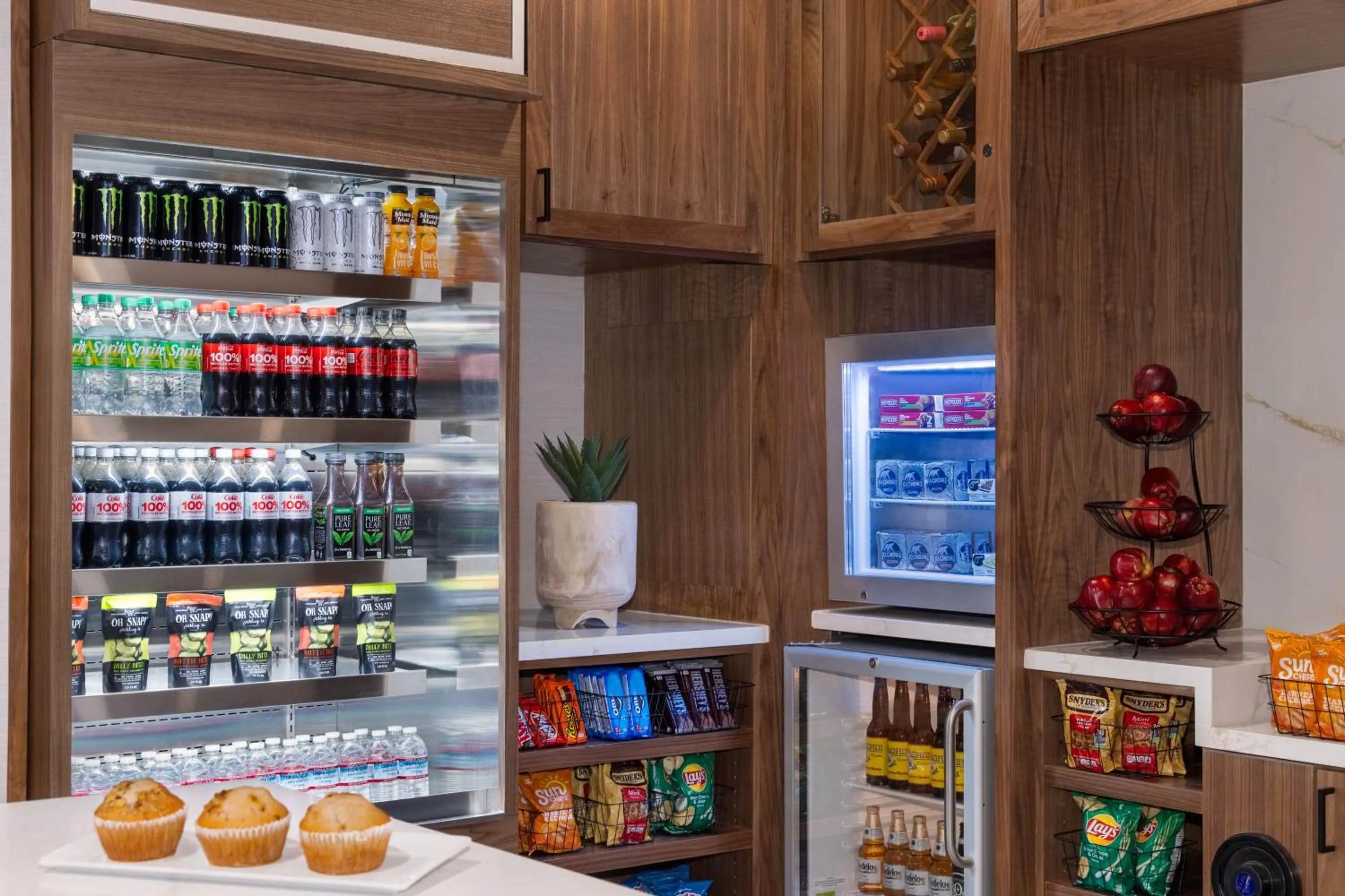 Supermarket/grocery shop in DoubleTree by Hilton Las Vegas East Flamingo