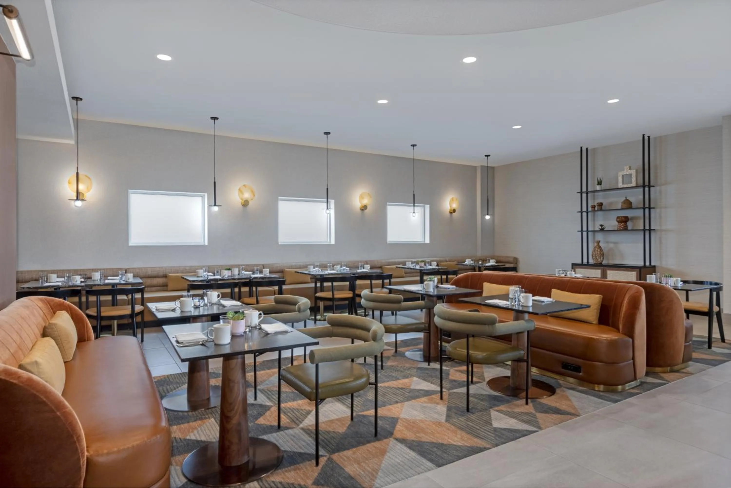 Restaurant/places to eat in DoubleTree by Hilton Las Vegas East Flamingo