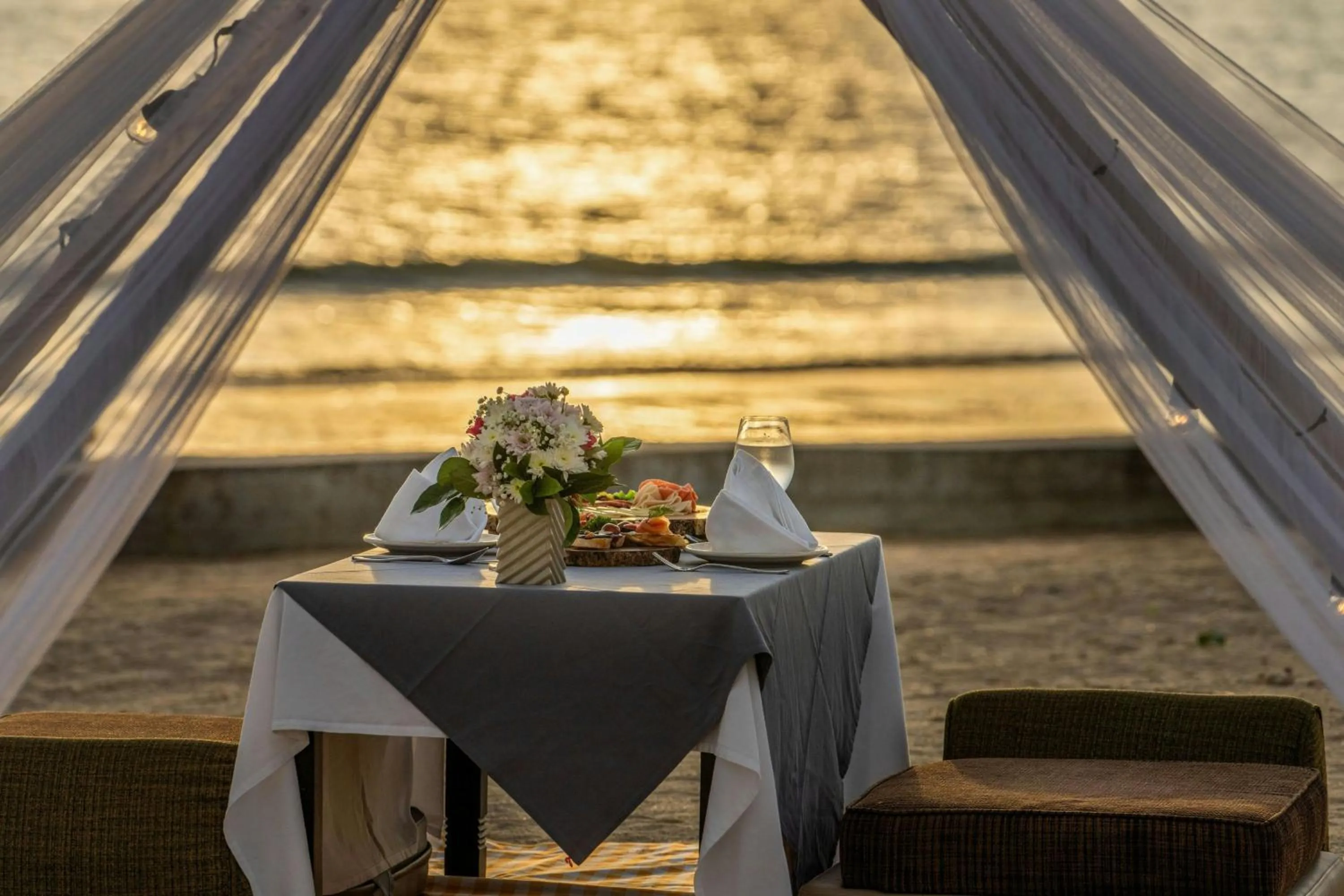 Beach in Le Meridien Khao Lak Resort & Spa