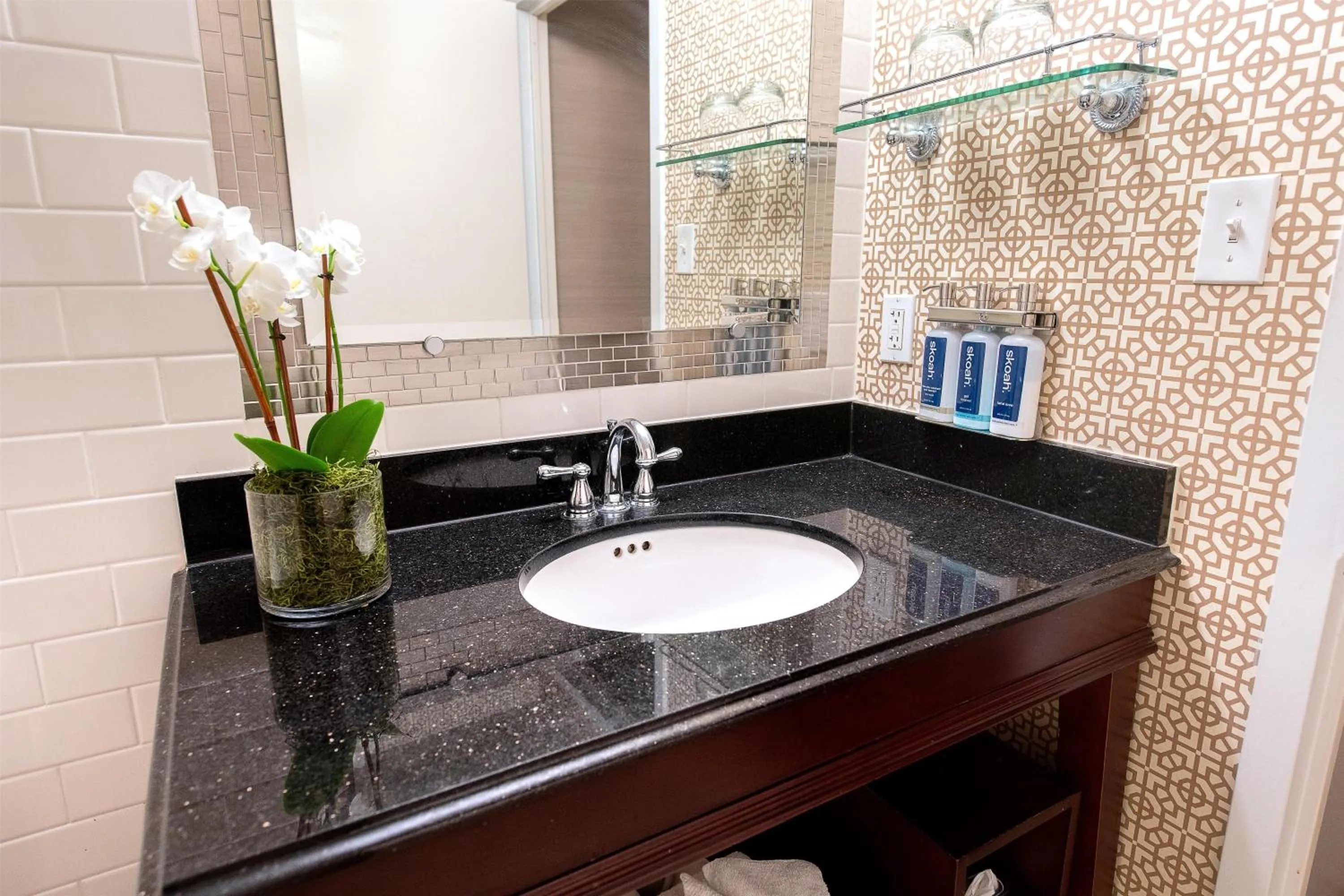 Bathroom in Hamilton Hotel - Washington DC