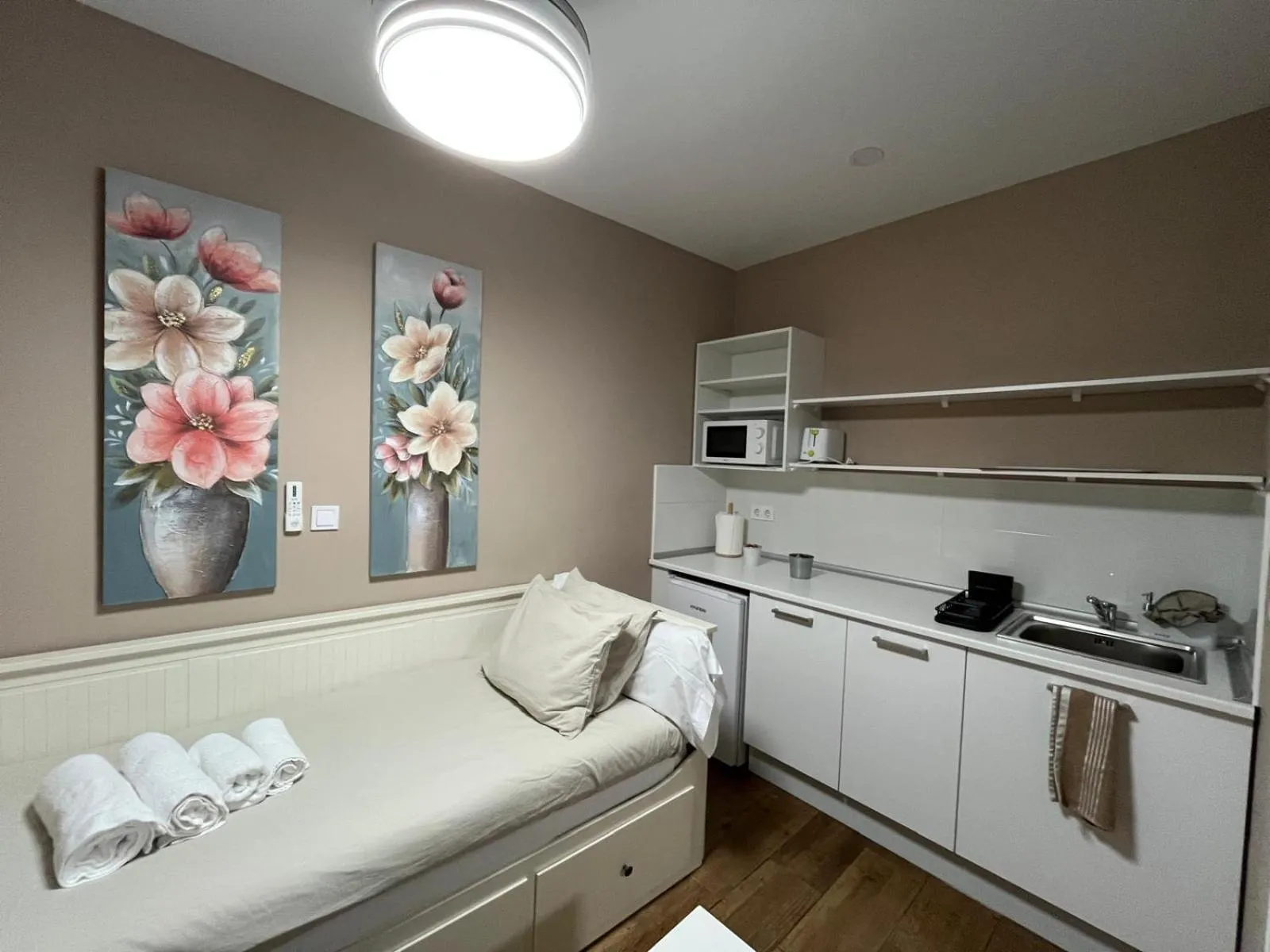 kitchen in Palacete de la Almudayna