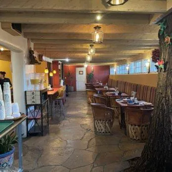 Restaurant/places to eat in Las Palomas