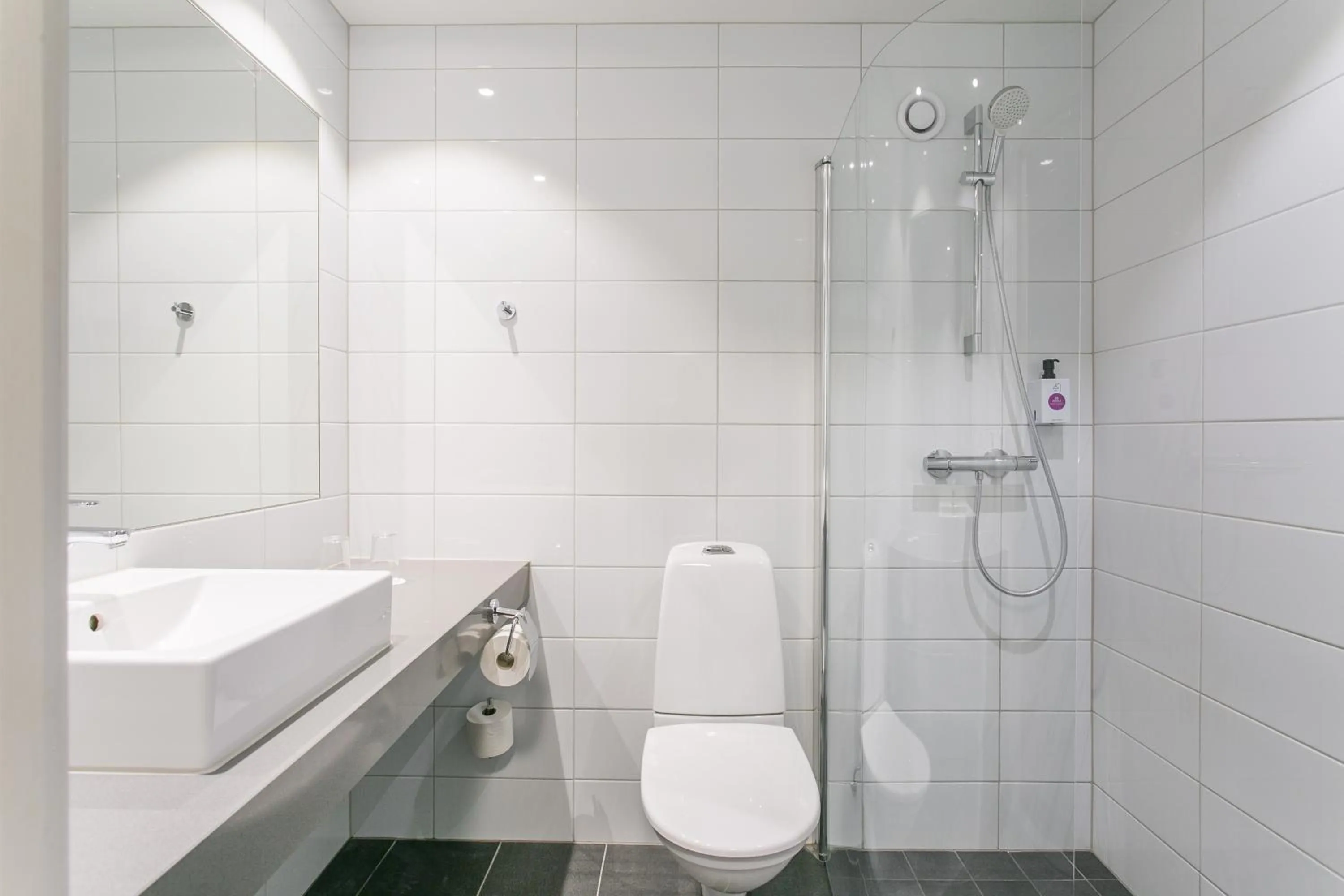 Bathroom in Quality Hotel Winn