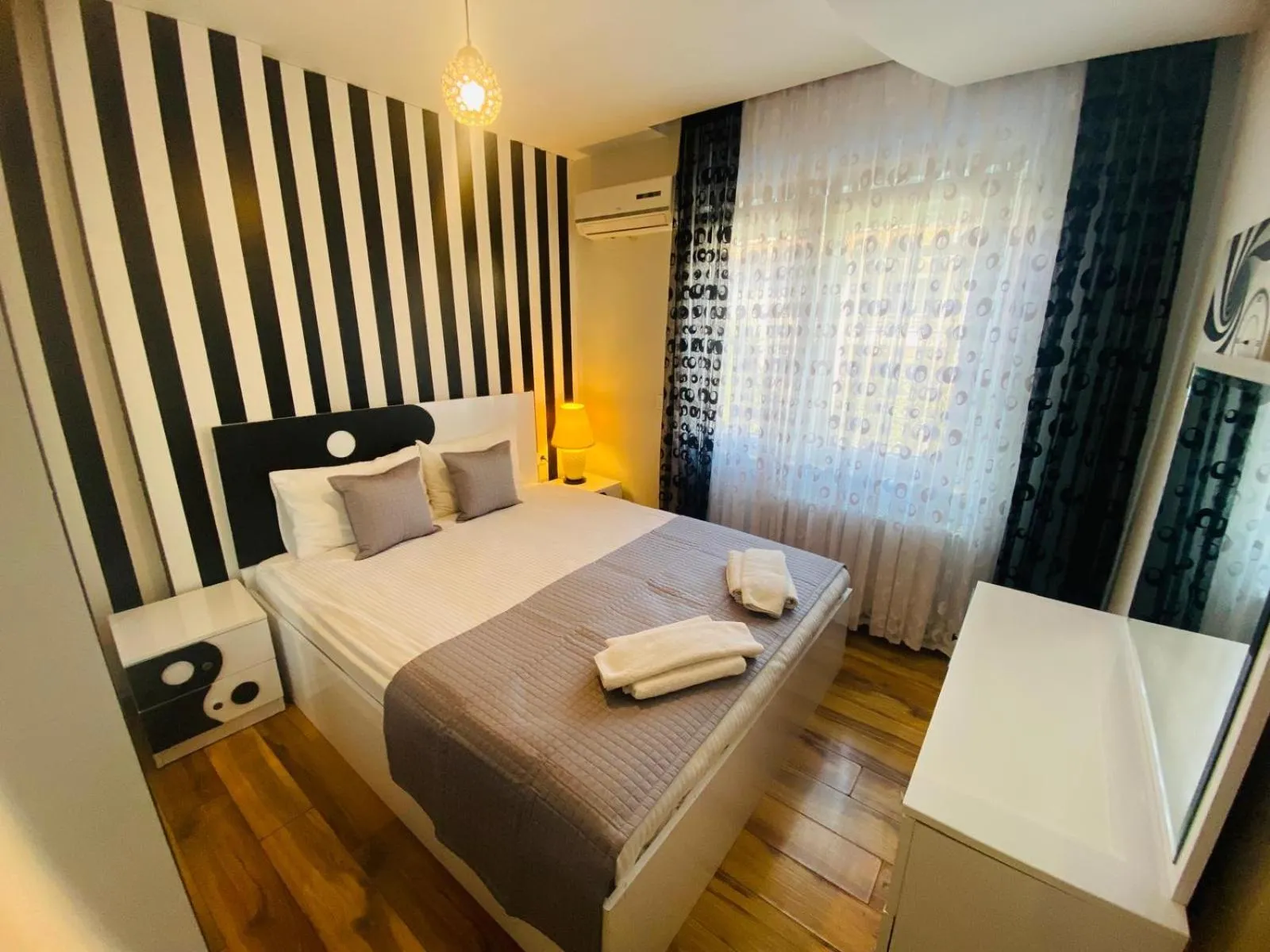 Bed in Royal Loft Suit