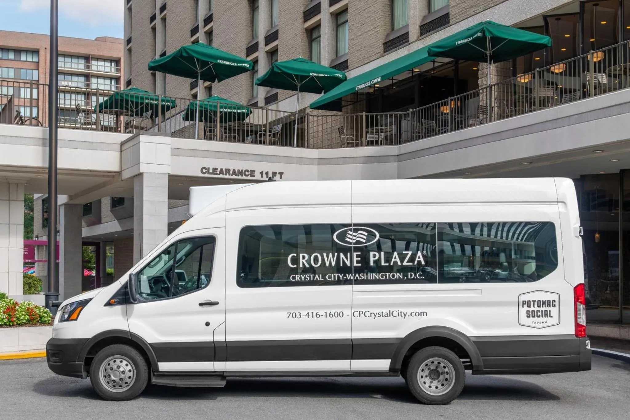 Lobby or reception in Crowne Plaza Crystal City-Washington, D.C. by IHG