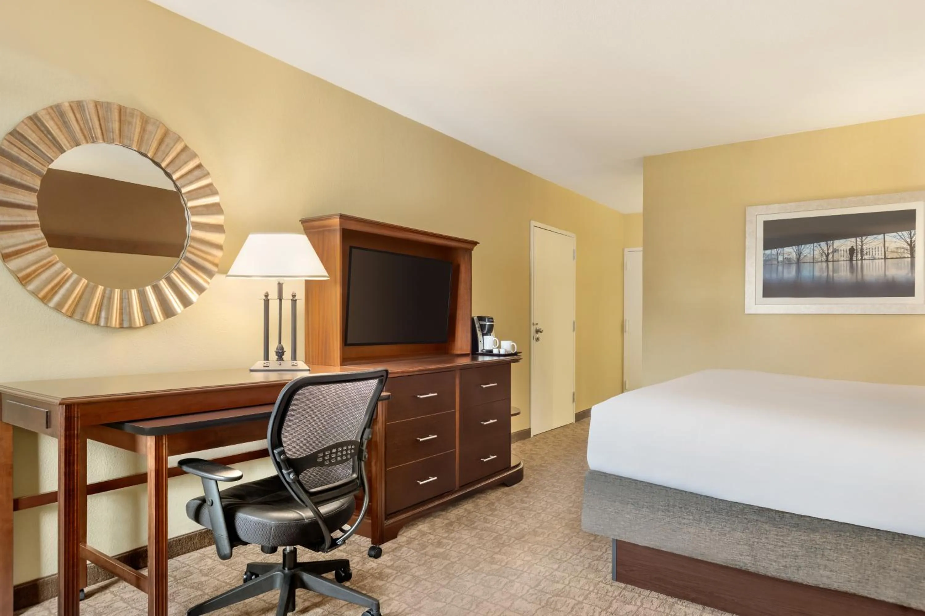 Photo of the whole room, Bed in Crowne Plaza Crystal City-Washington, D.C. by IHG