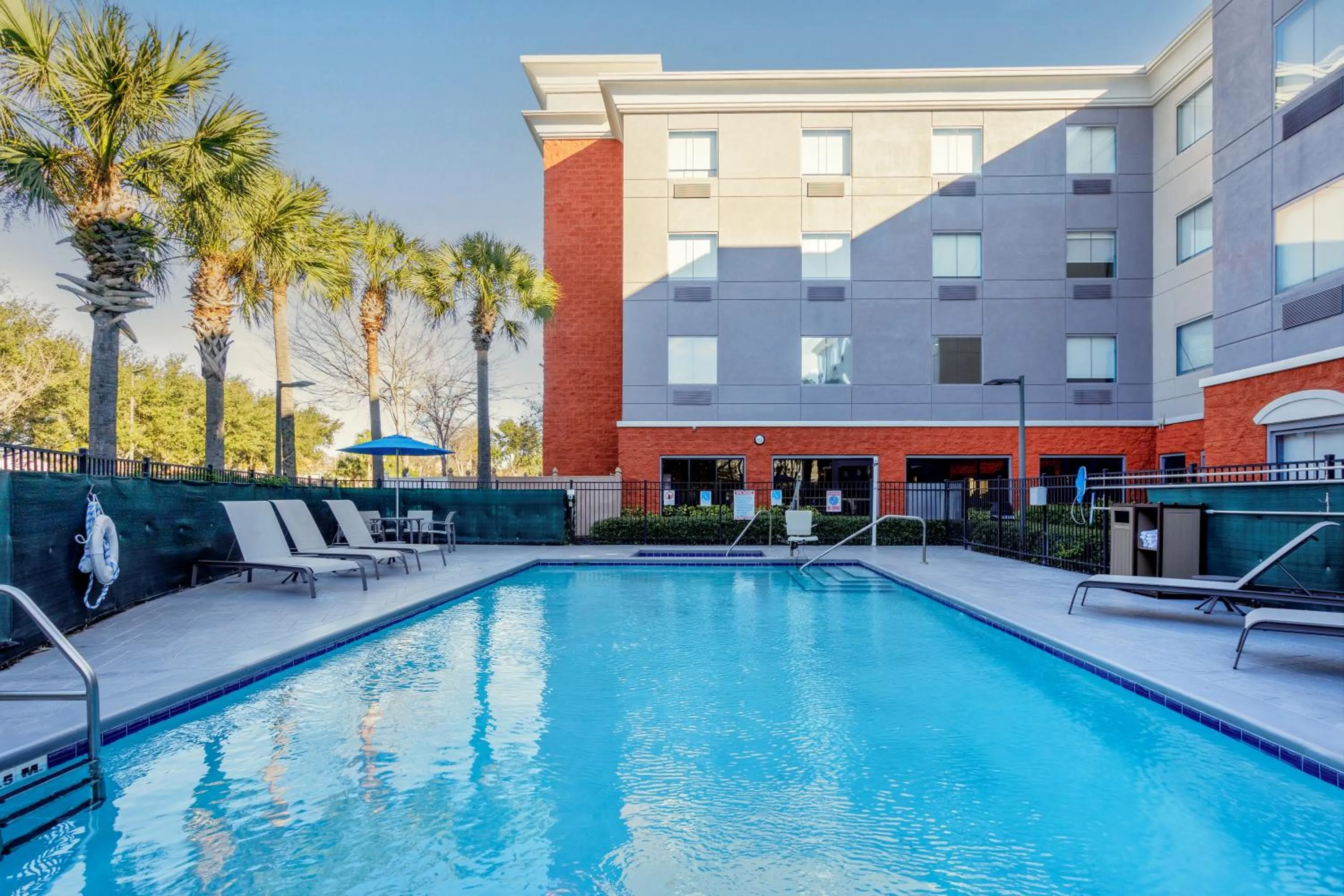 Hot Tub in Holiday Inn Express Orlando-Ocoee East by IHG
