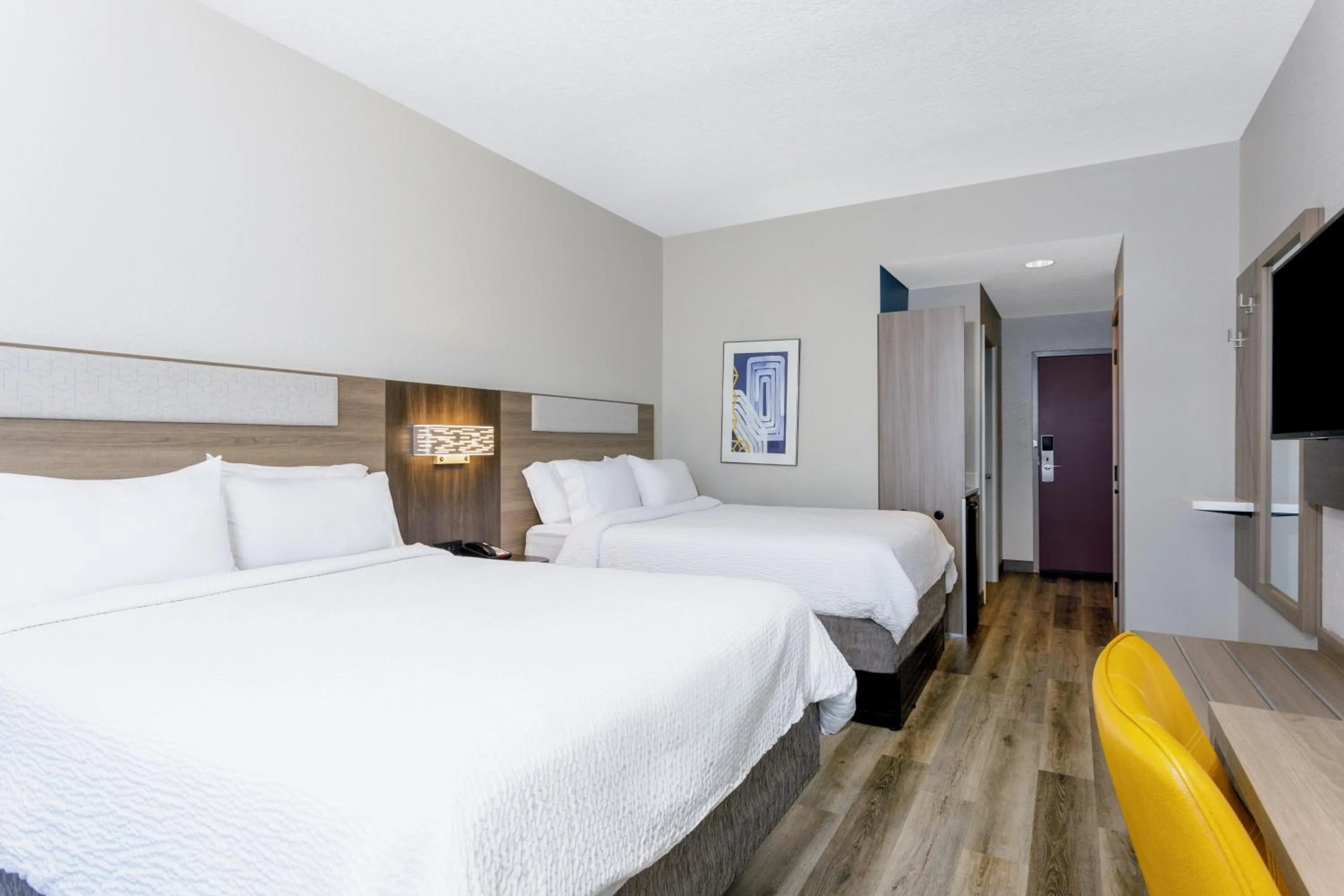 Bedroom, Bed in Holiday Inn Express Orlando-Ocoee East by IHG
