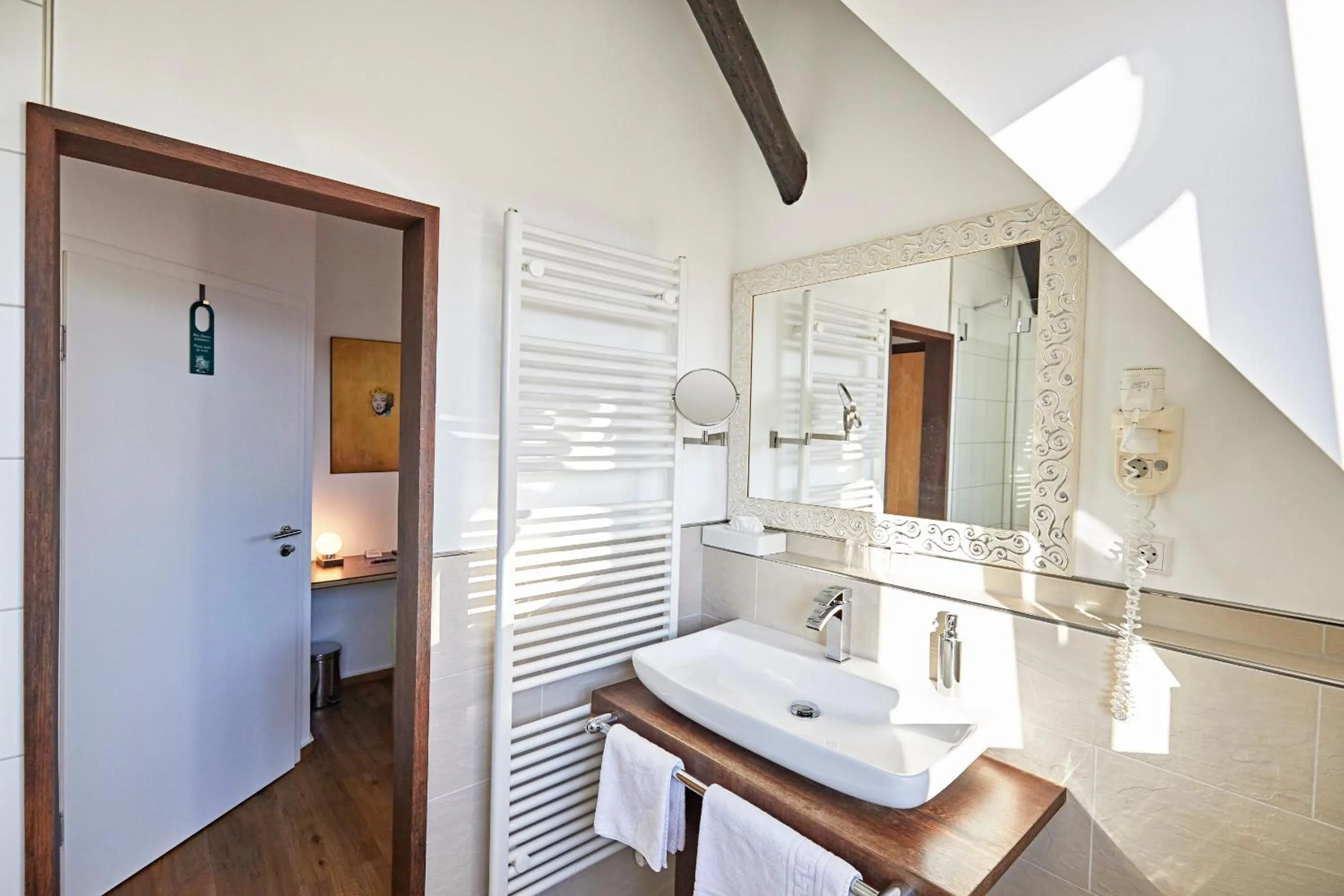 Bathroom in Hotel Zur Wartburg