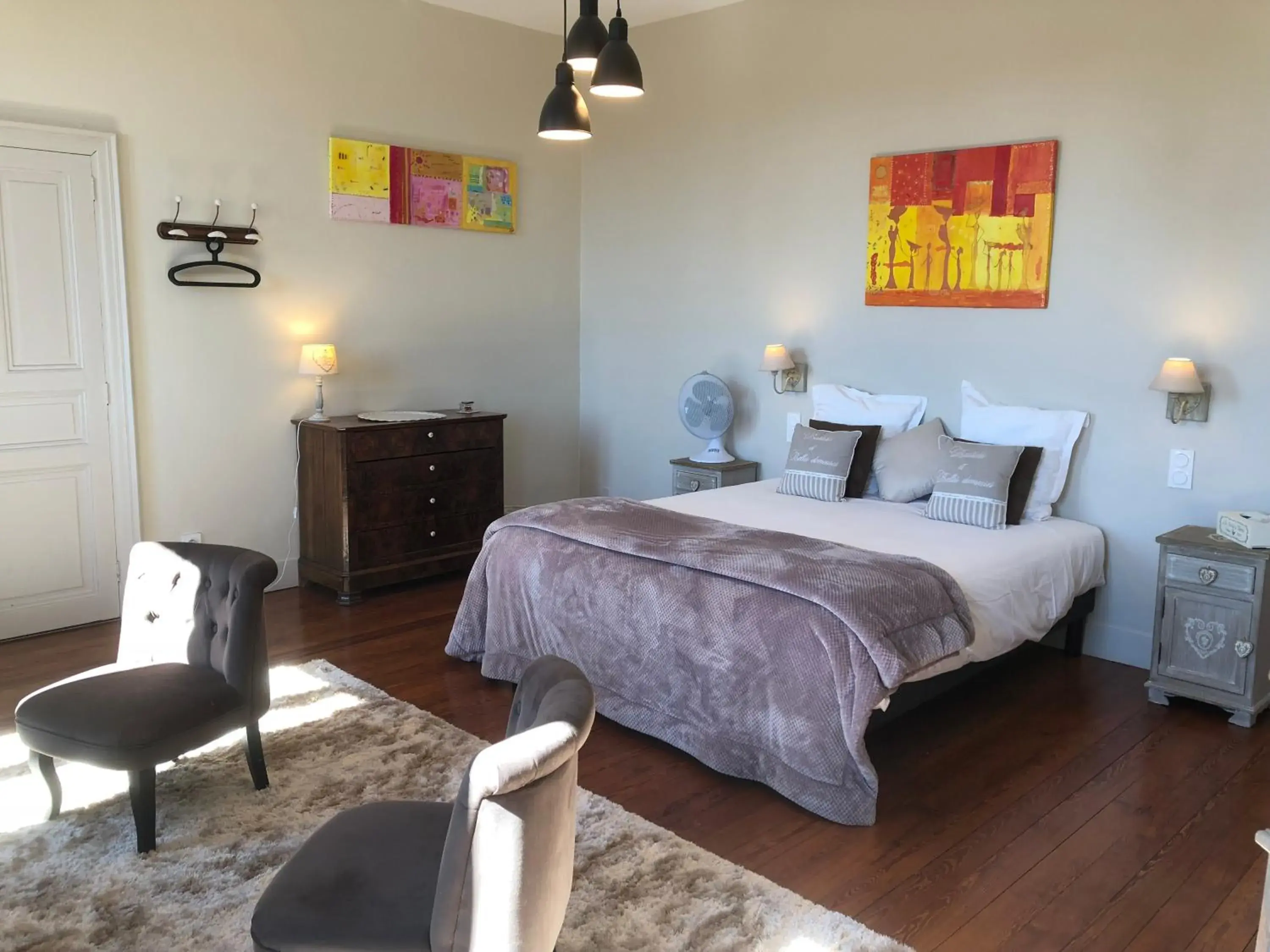 Superior Double Room in Gentil'Home - Toulouse B&B Prestige Superior Double Room in Gentil'Home - Toulouse B&B Prestige